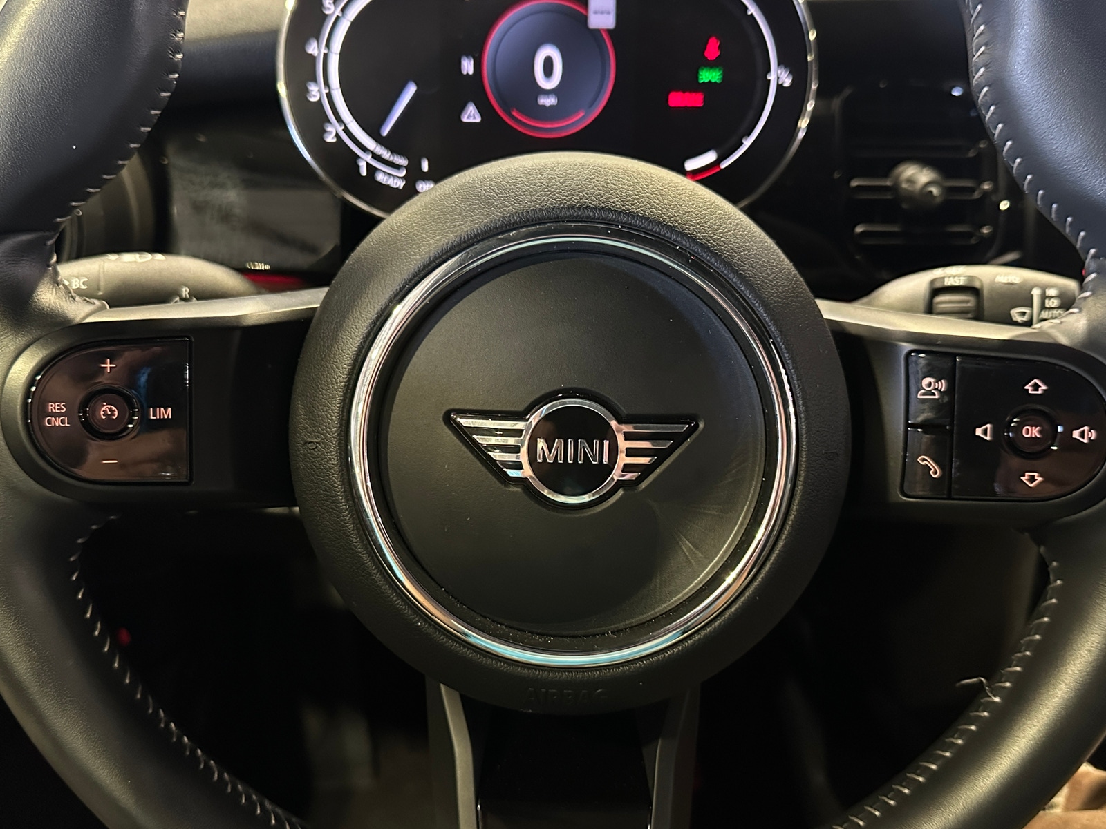 Thumbnail: 2024 MINI Cooper Convertible - 4