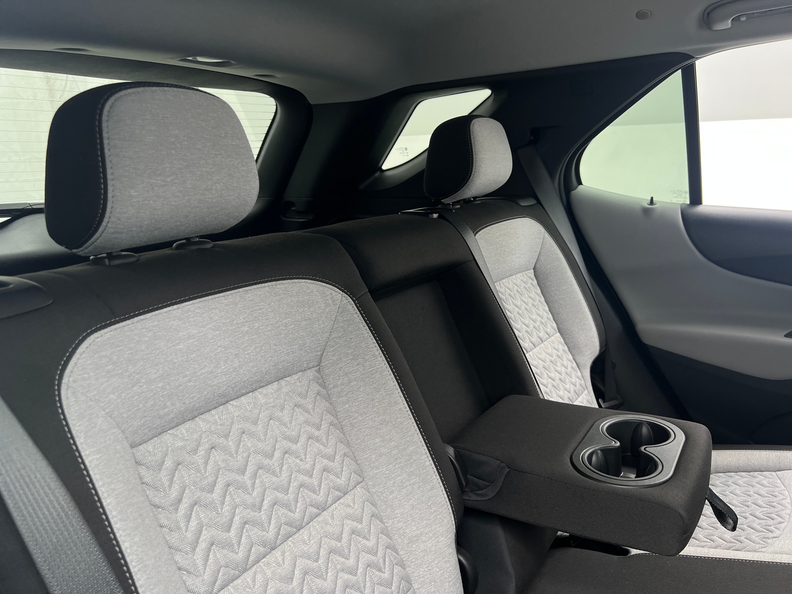 Thumbnail: 2023 Chevrolet Equinox - 6