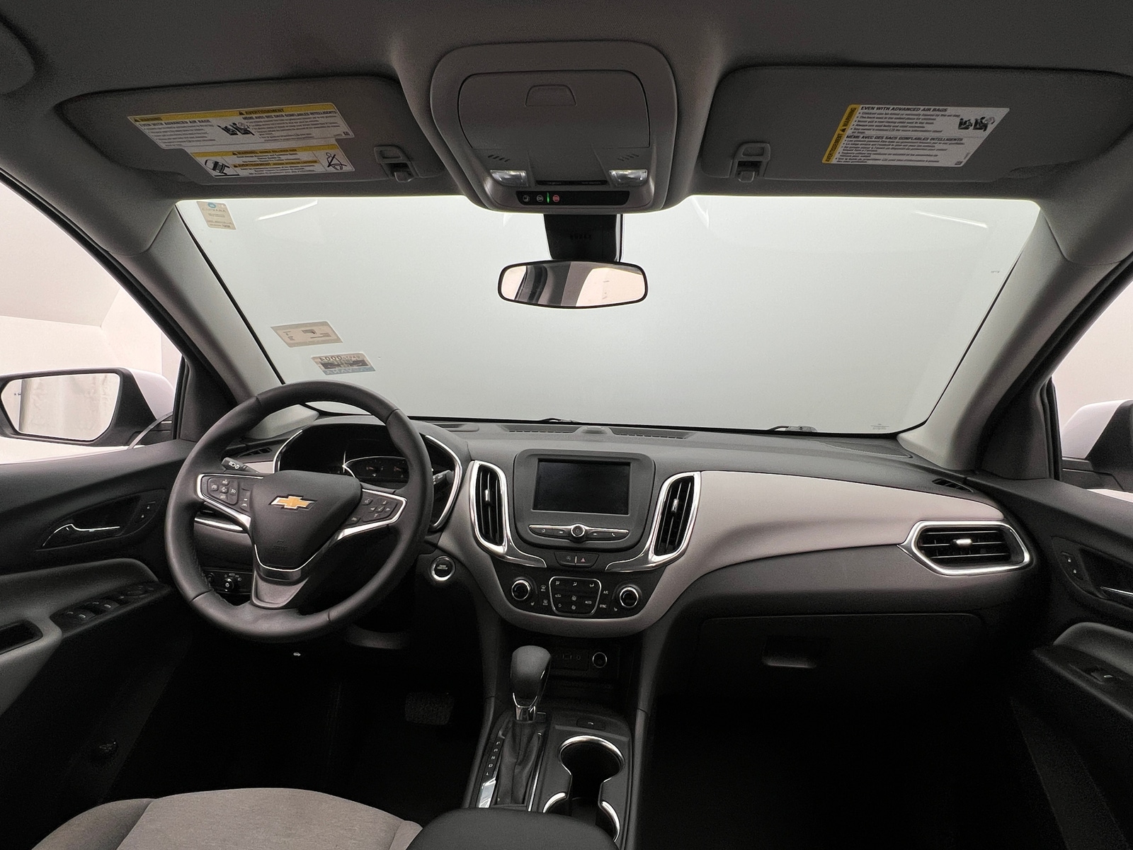 Thumbnail: 2023 Chevrolet Equinox - 3