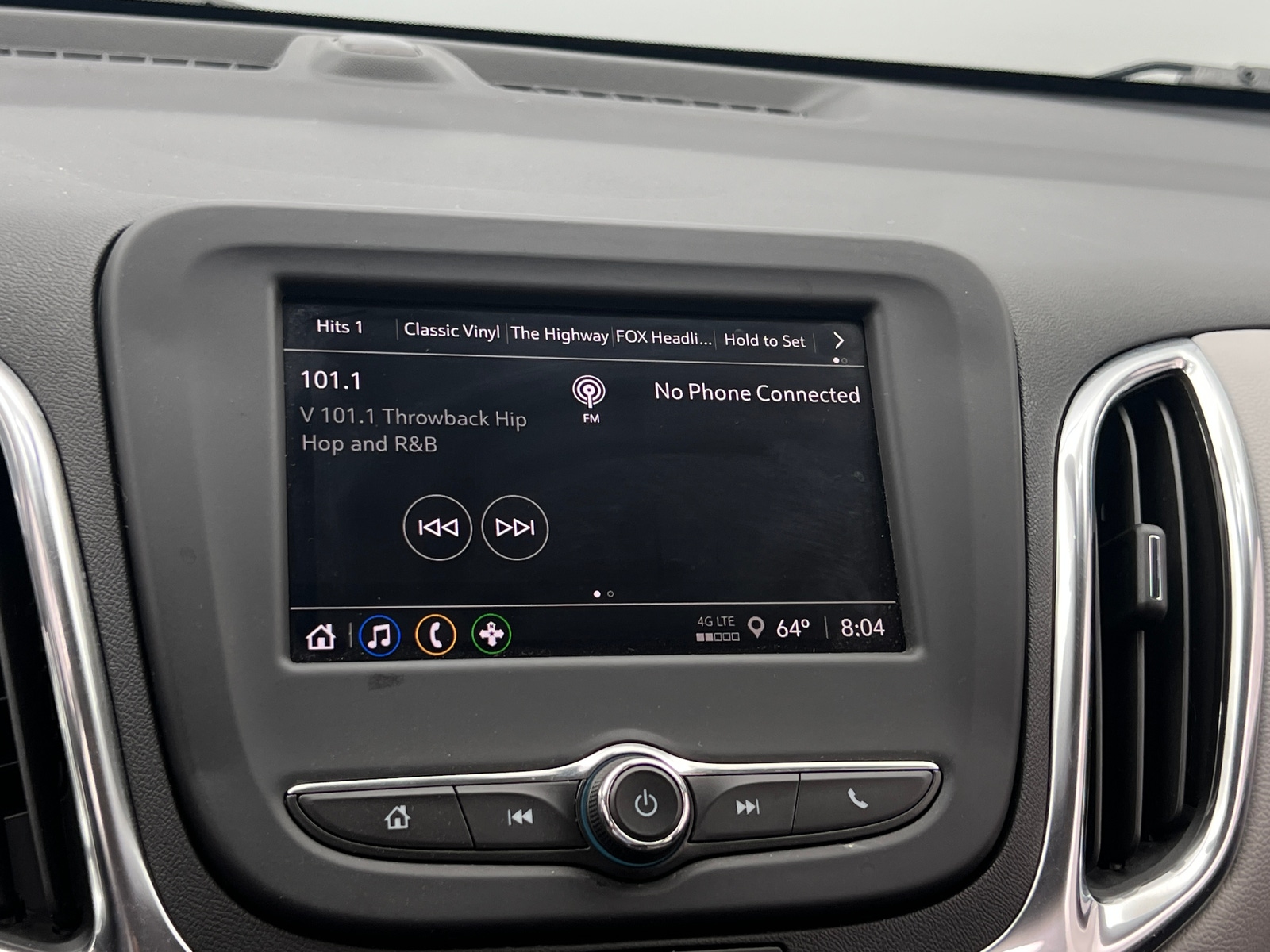 Thumbnail: 2023 Chevrolet Equinox - 4
