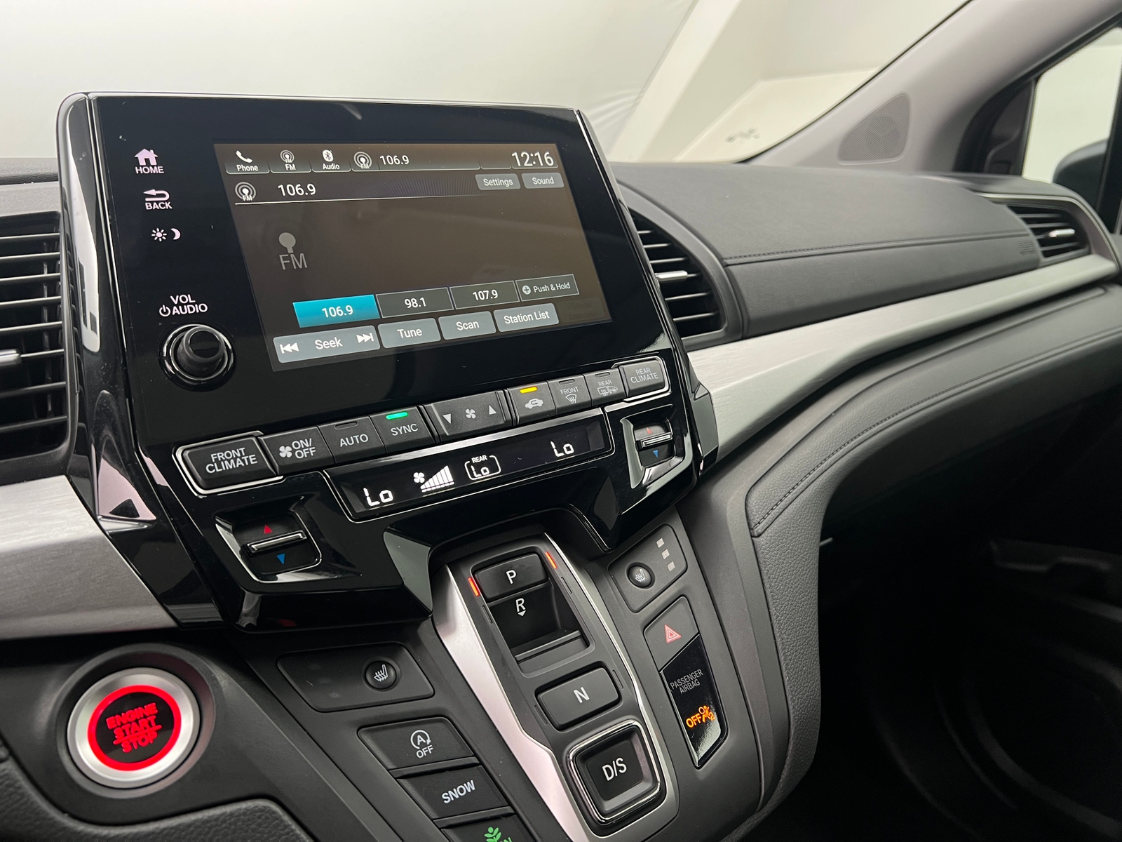 Thumbnail: 2024 Honda Odyssey - 3