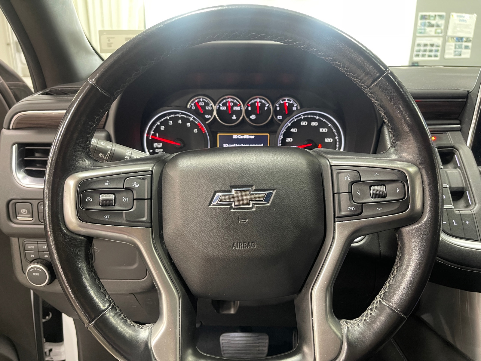 Thumbnail: 2021 Chevrolet Suburban - 4