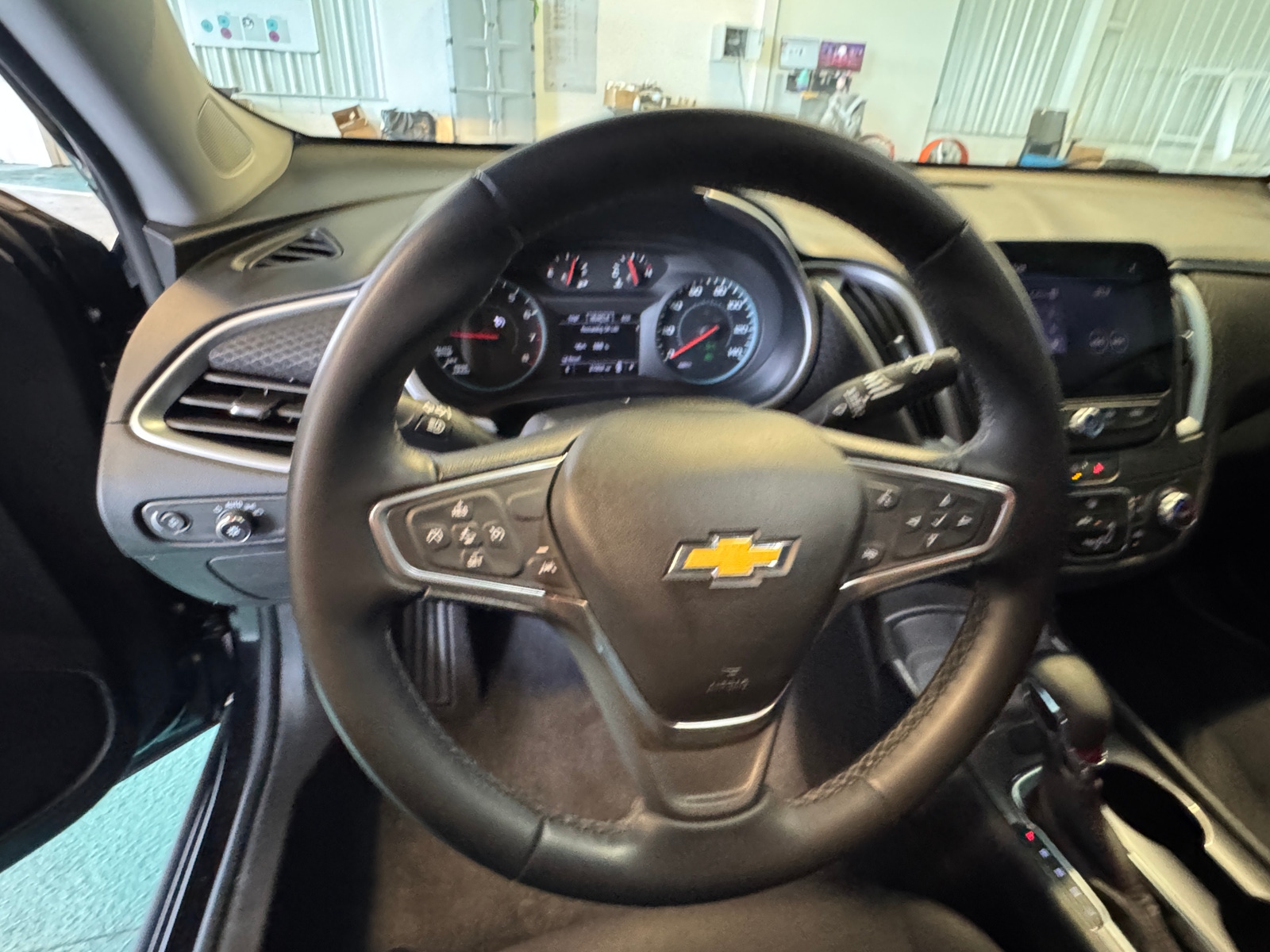 Thumbnail: 2023 Chevrolet Malibu - 5