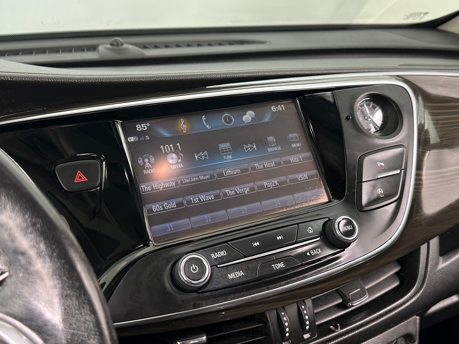 Thumbnail: 2019 Buick Envision - 3