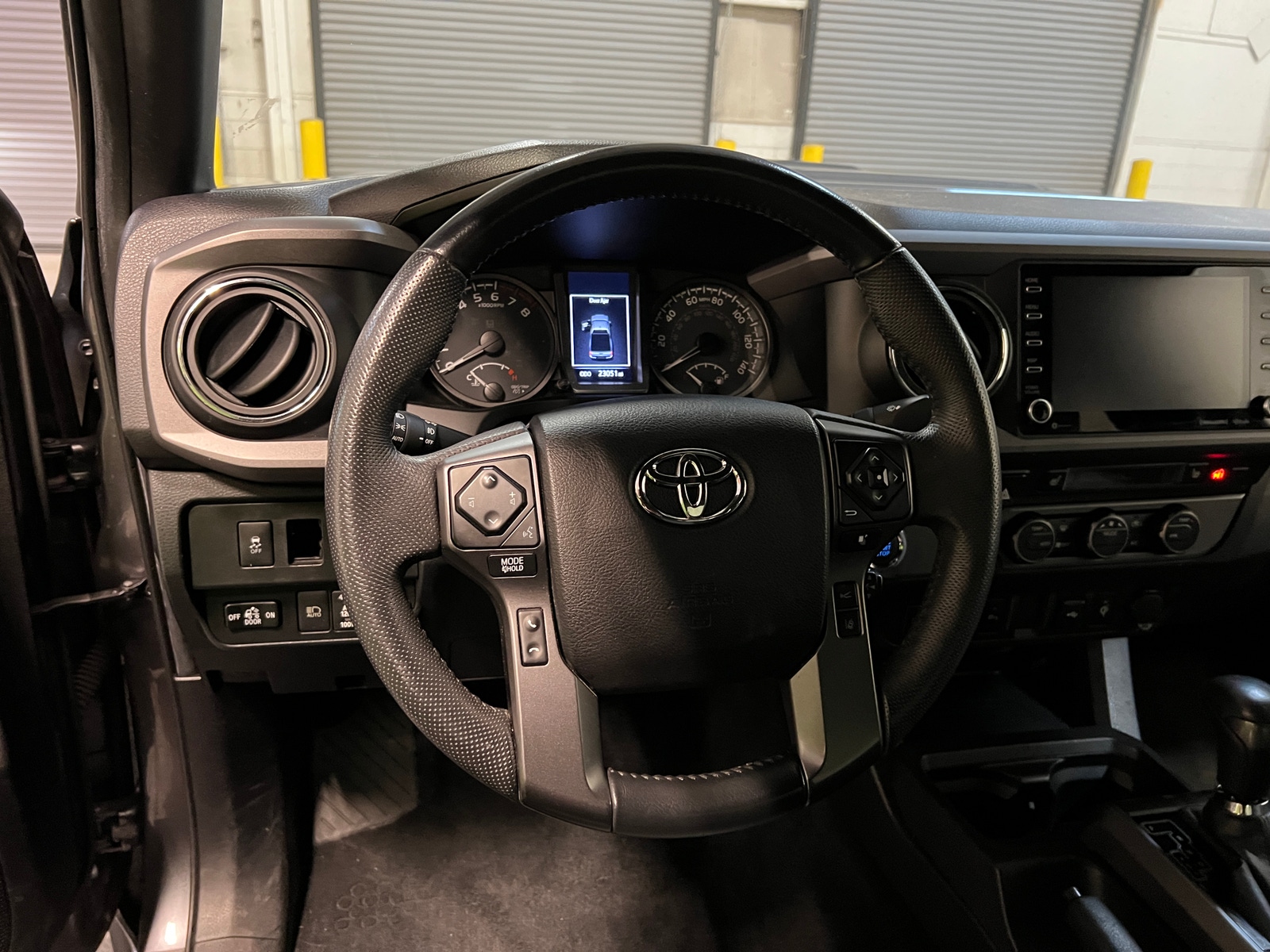 Thumbnail: 2022 Toyota Tacoma - 5
