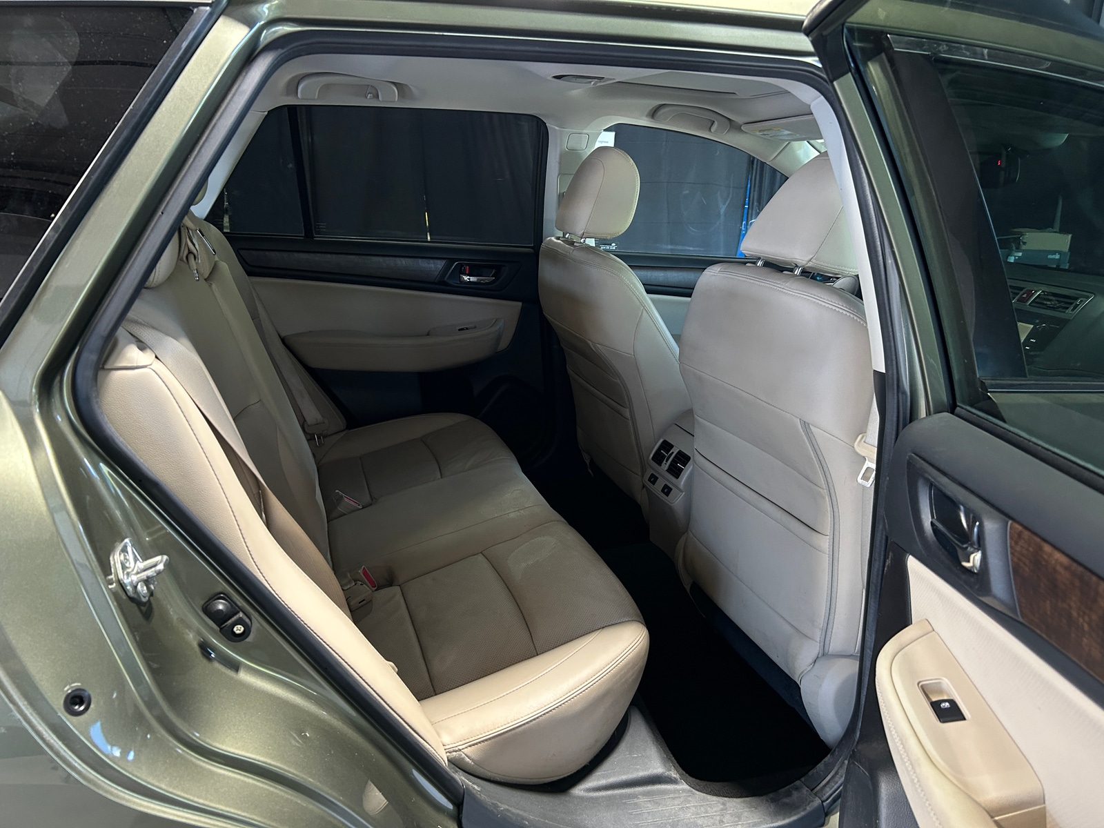 Thumbnail: 2016 Subaru Outback - 5