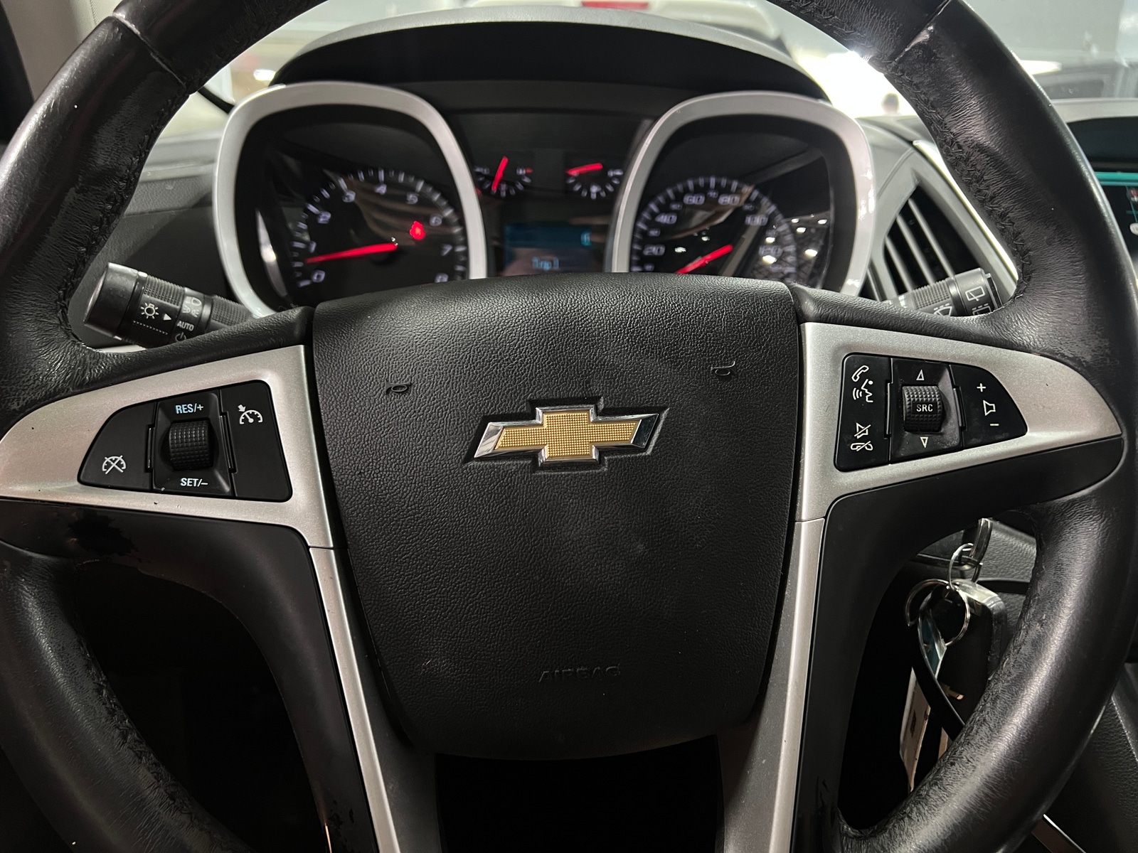 Thumbnail: 2011 Chevrolet Equinox - 4