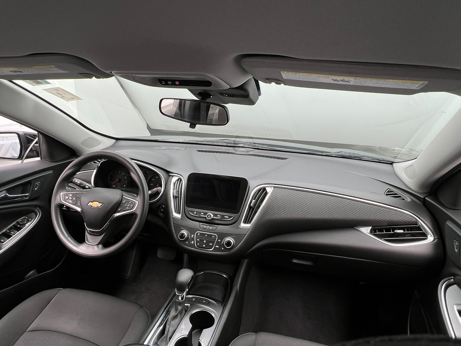 Thumbnail: 2021 Chevrolet Malibu - 3