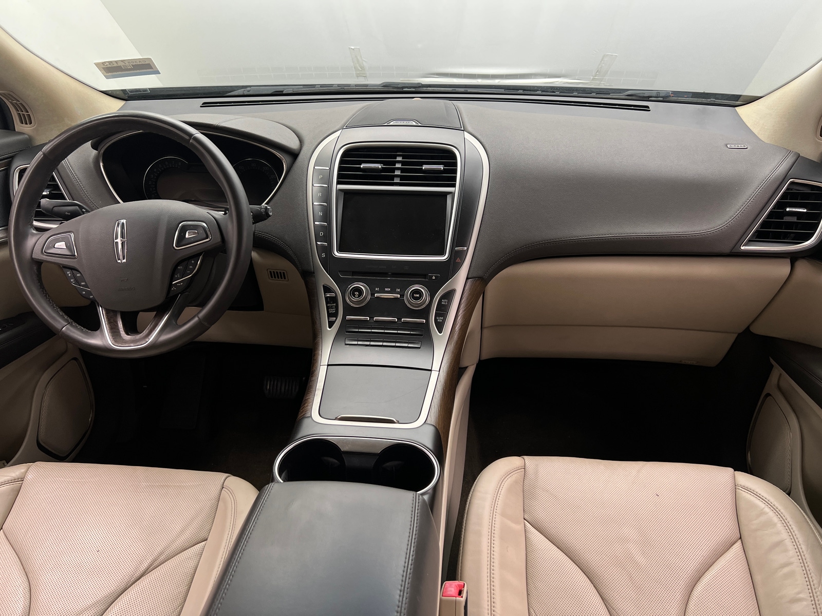 Thumbnail: 2016 Lincoln MKX - 2