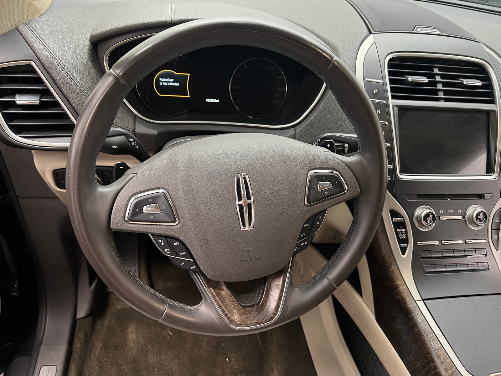 Thumbnail: 2016 Lincoln MKX - 4