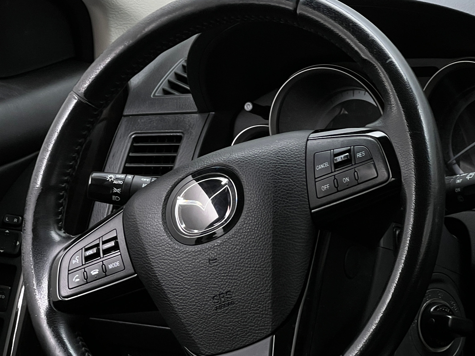 Thumbnail: 2011 Mazda CX-9 - 4