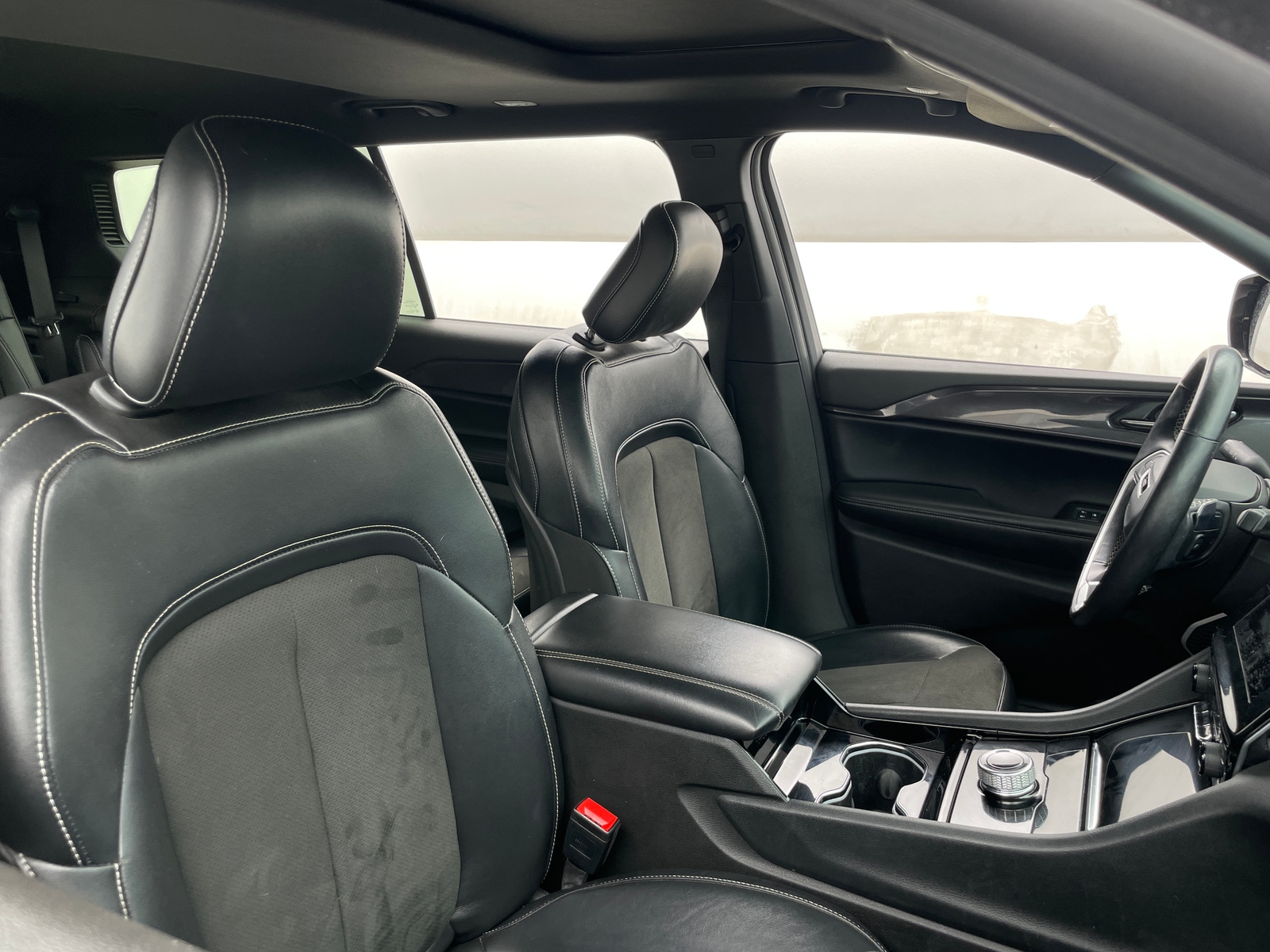 Thumbnail: 2021 Jeep Grand Cherokee L - 2