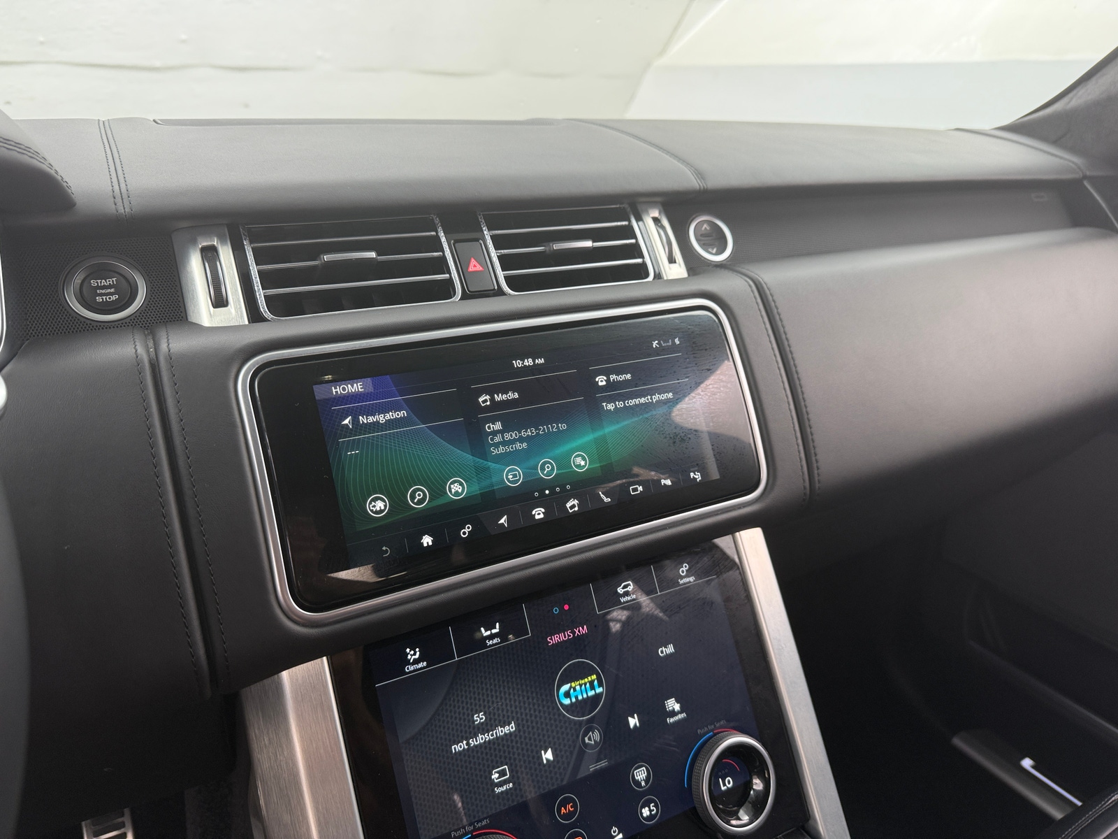 Thumbnail: 2020 Land Rover Range Rover - 3