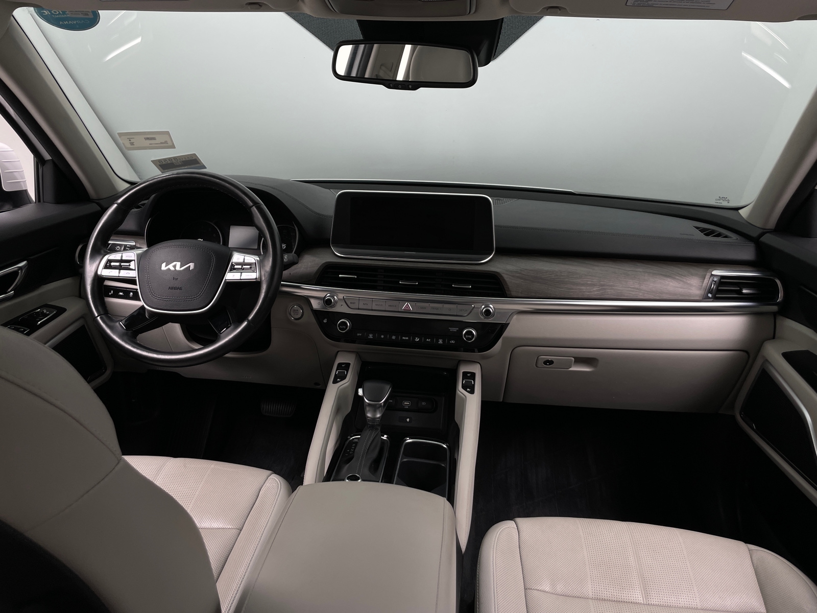 Thumbnail: 2022 Kia Telluride - 2