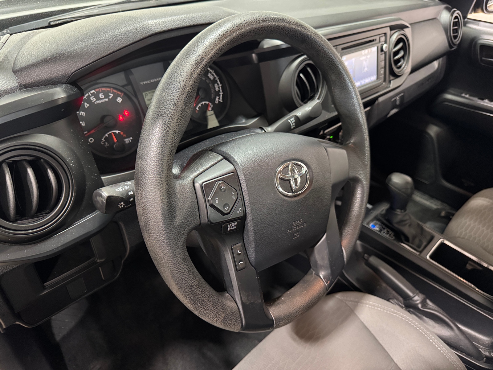 Thumbnail: 2017 Toyota Tacoma - 3