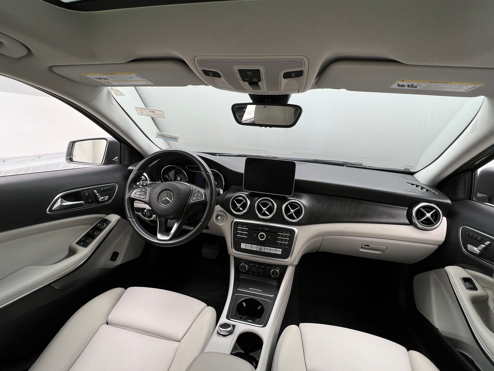 Thumbnail: 2020 Mercedes-Benz GLA - 2