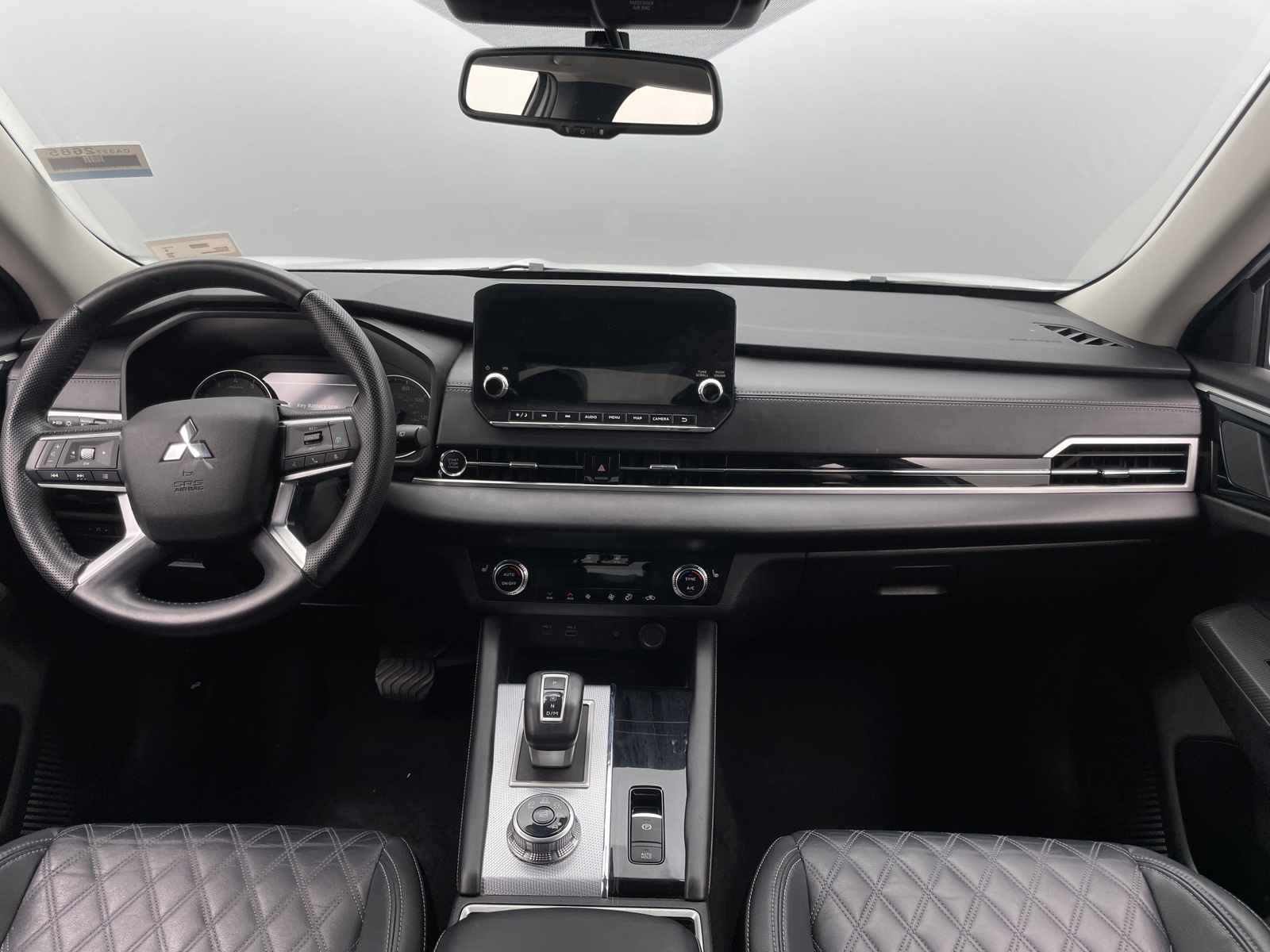 Thumbnail: 2022 Mitsubishi Outlander - 2