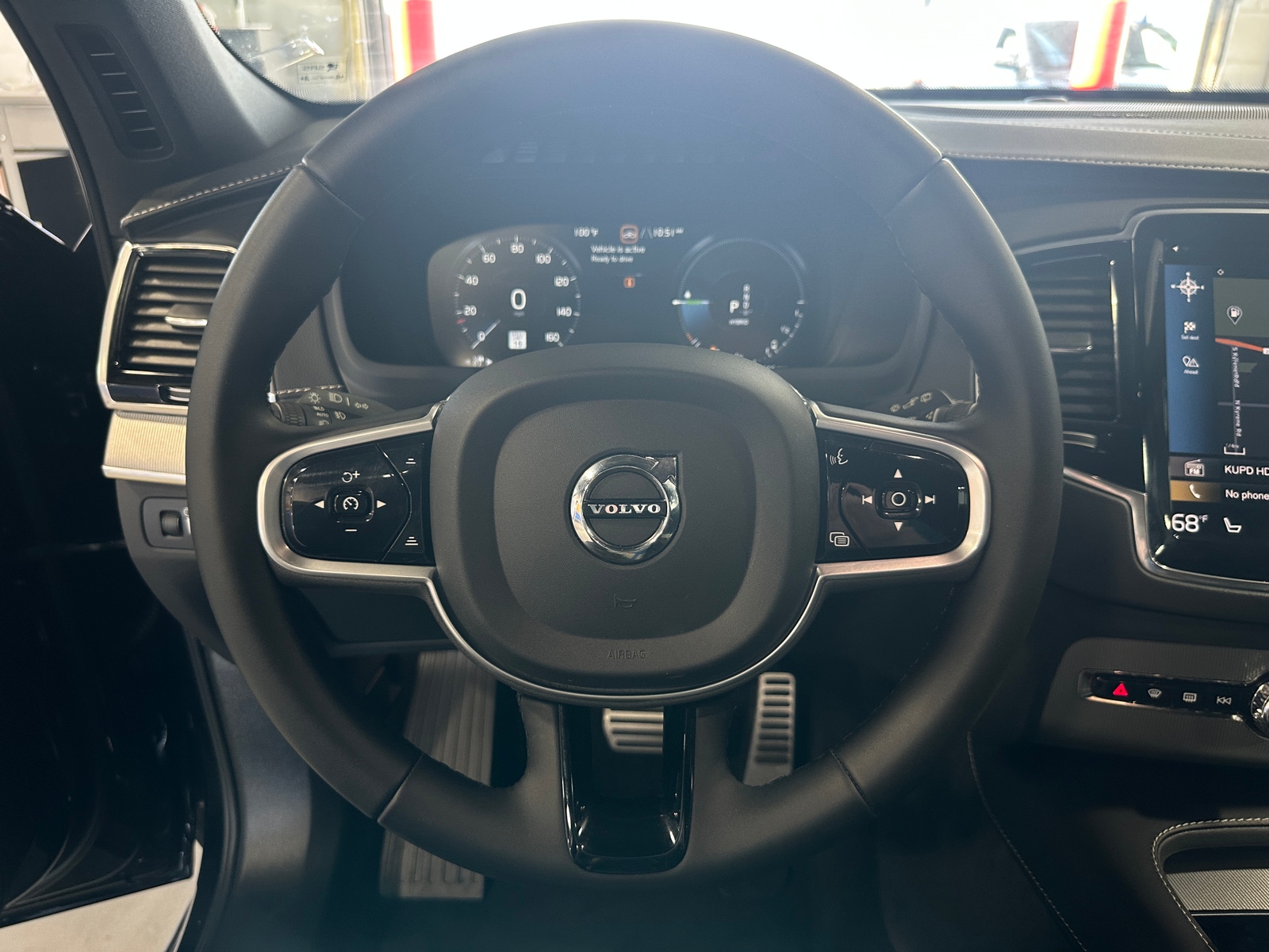 Thumbnail: 2022 Volvo XC90 - 4