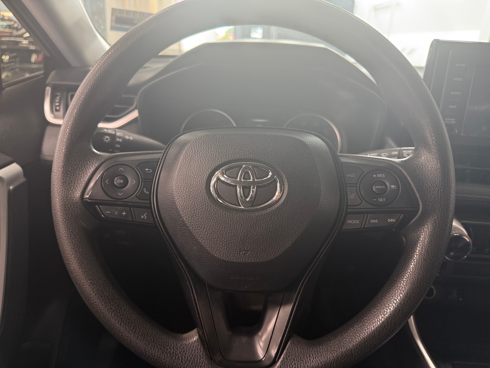 Thumbnail: 2019 Toyota RAV4 - 5