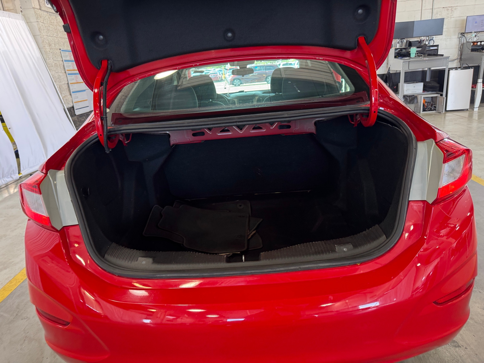 Thumbnail: 2016 Chevrolet Cruze - 7