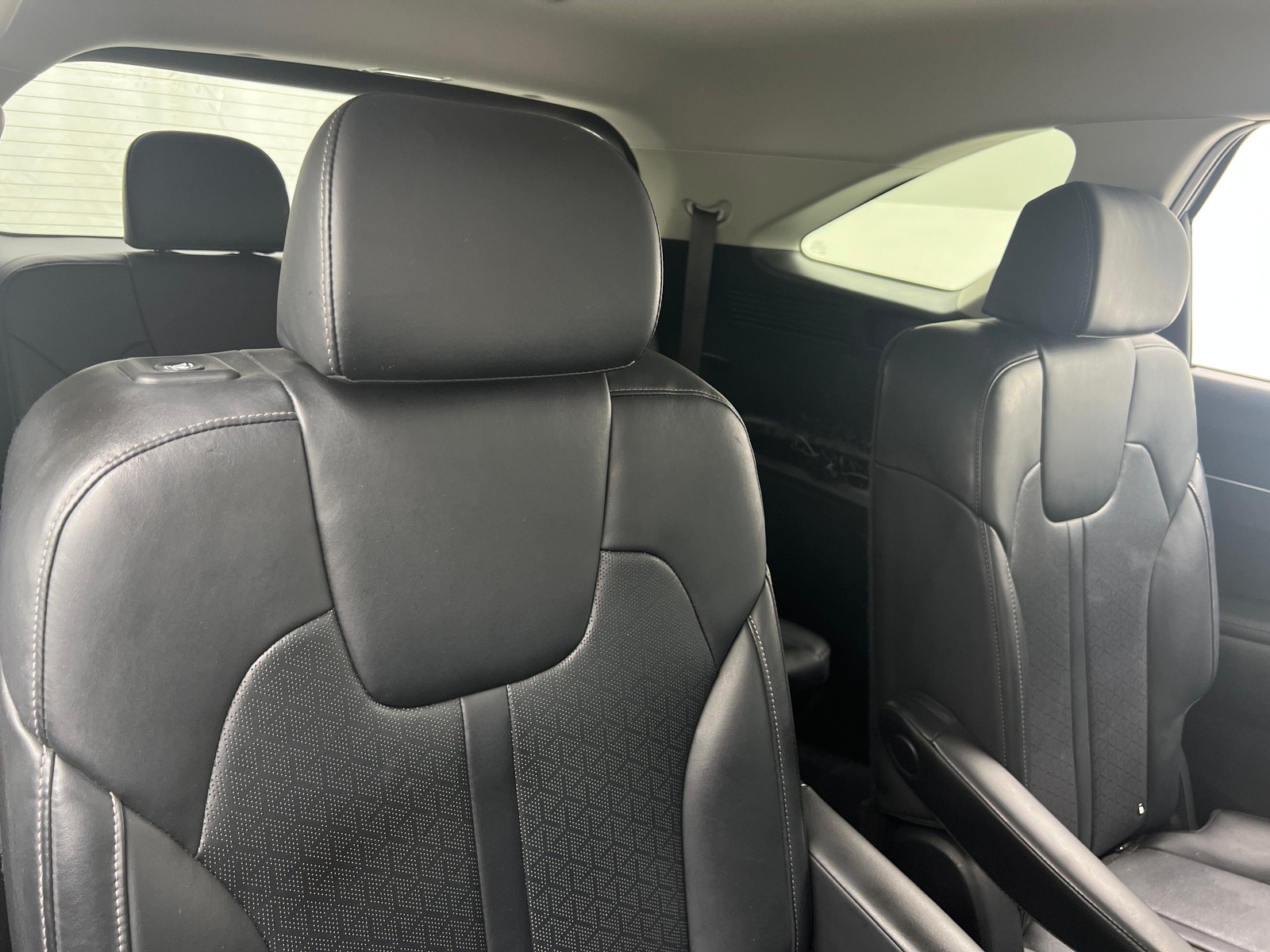 Thumbnail: 2022 Kia Sorento - 5