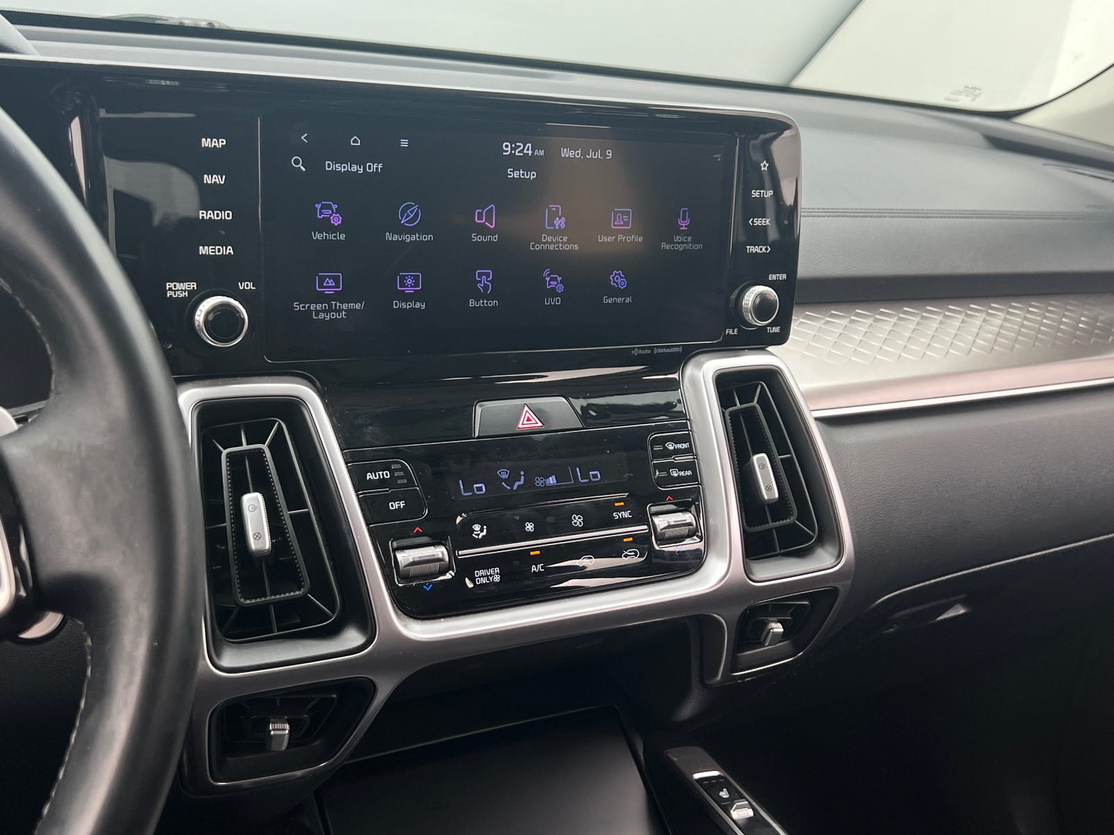 Thumbnail: 2022 Kia Sorento - 3
