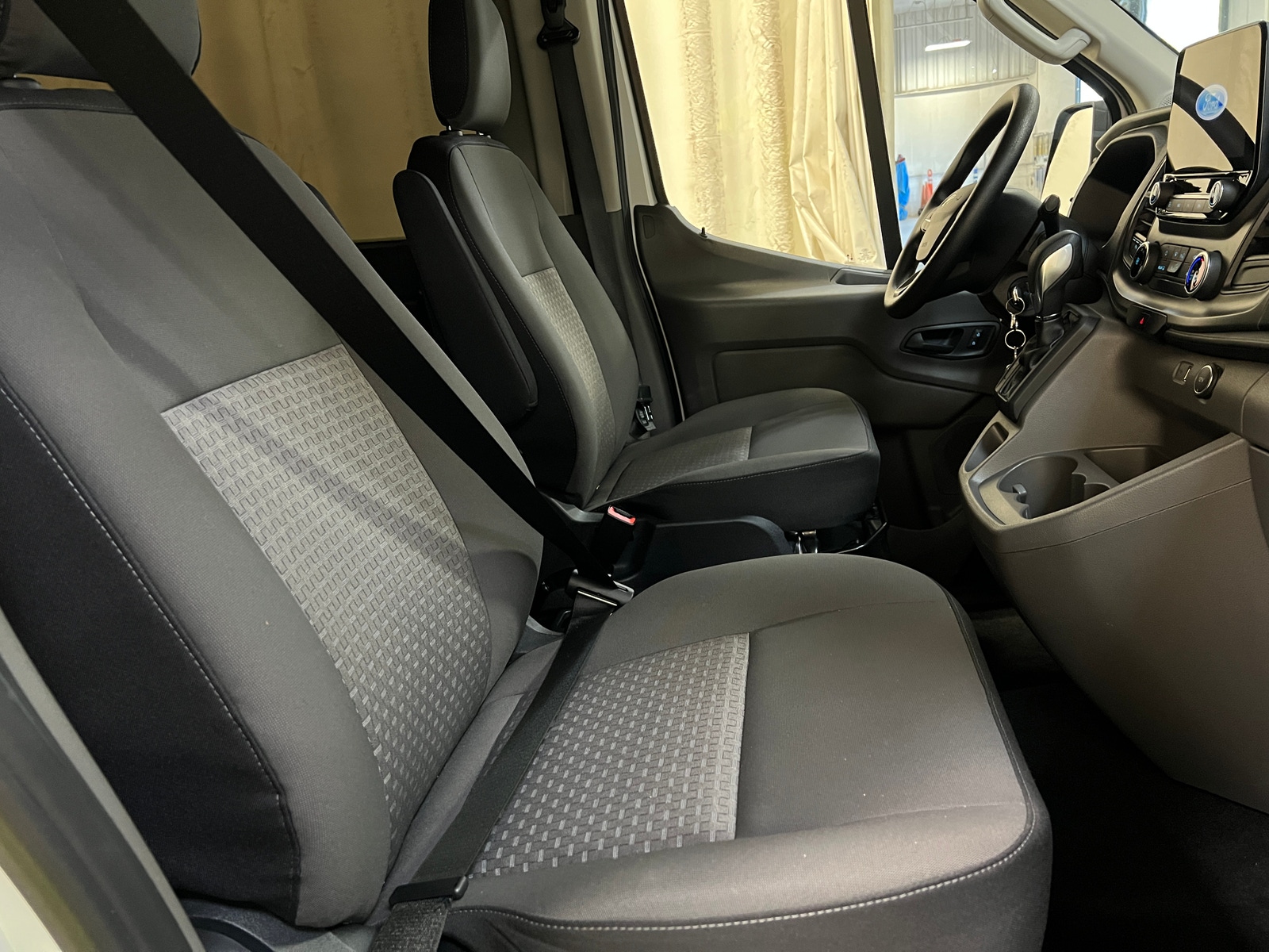Thumbnail: 2020 Ford Econoline - 2