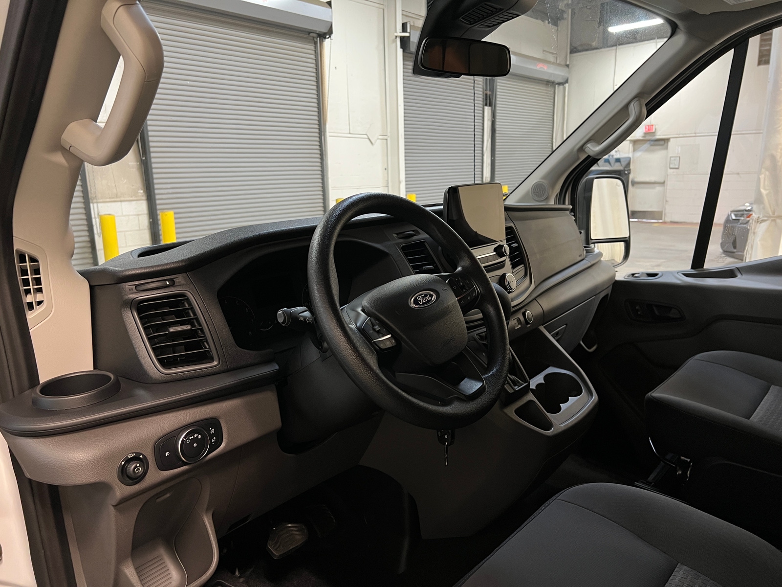 Thumbnail: 2020 Ford Econoline - 3