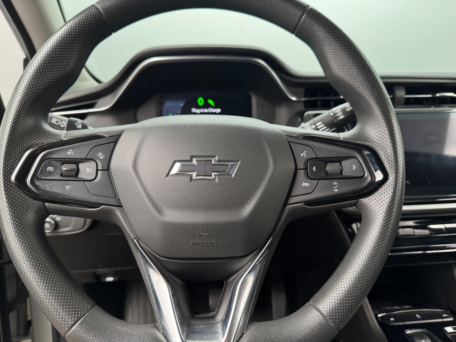 Thumbnail: 2023 Chevrolet Bolt EUV - 5