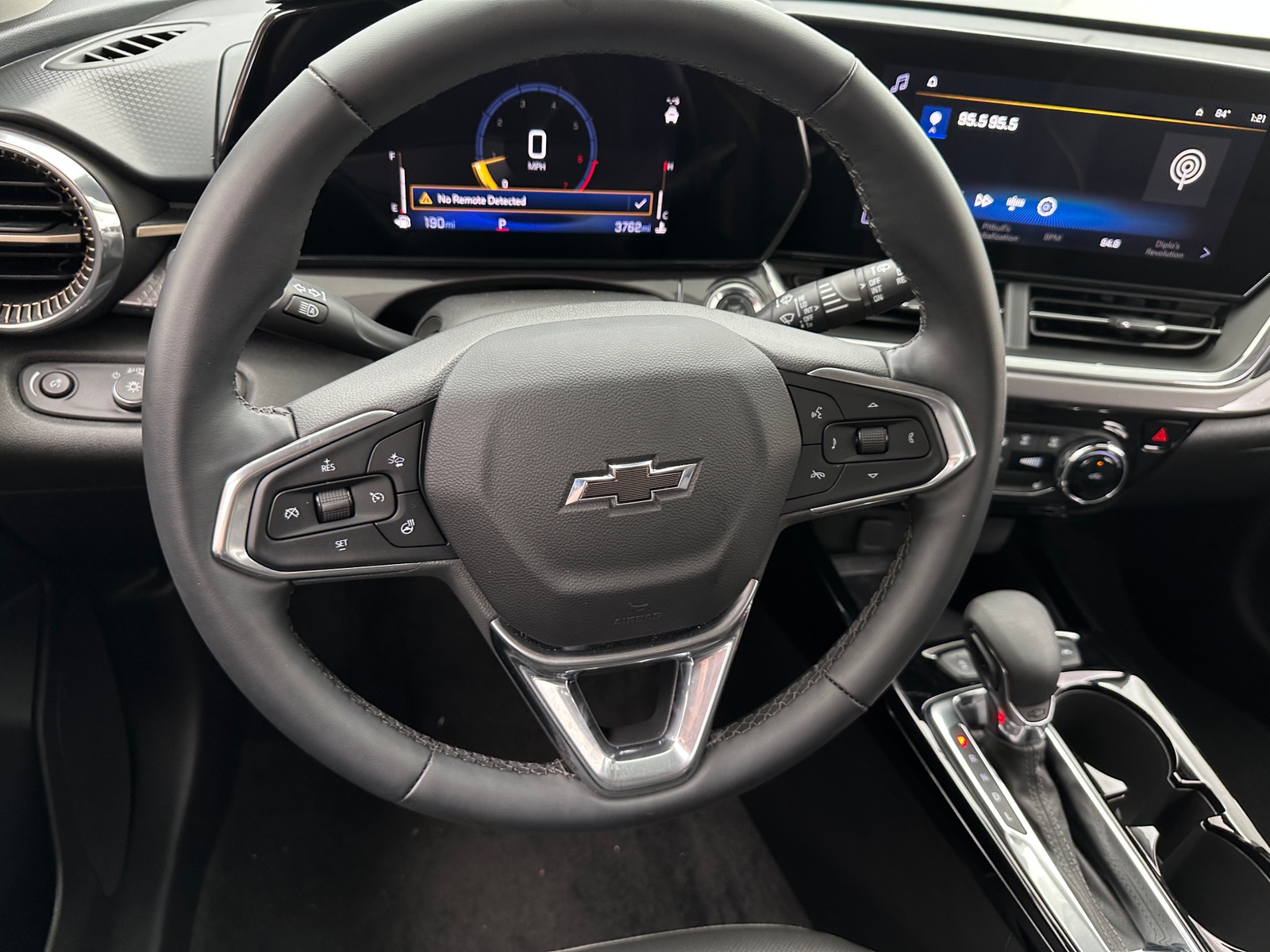 Thumbnail: 2025 Chevrolet Trax - 5