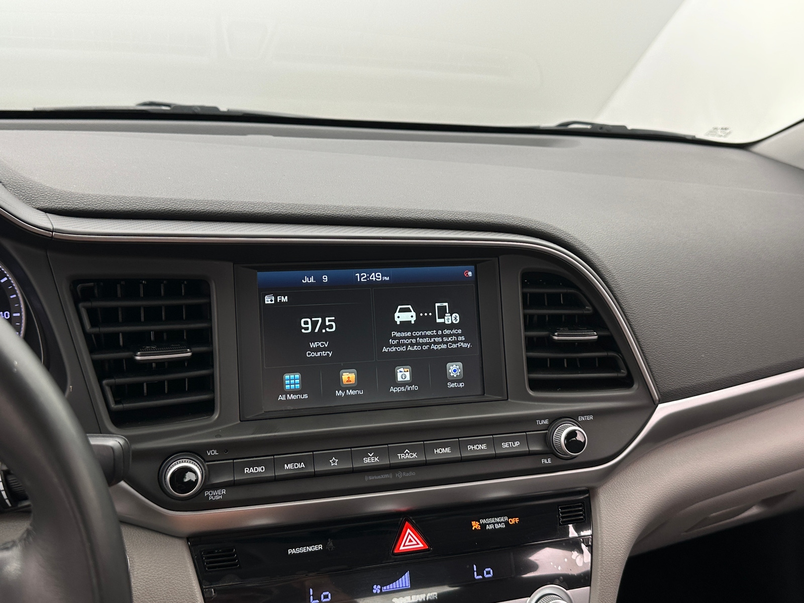 Thumbnail: 2020 Hyundai Elantra - 4