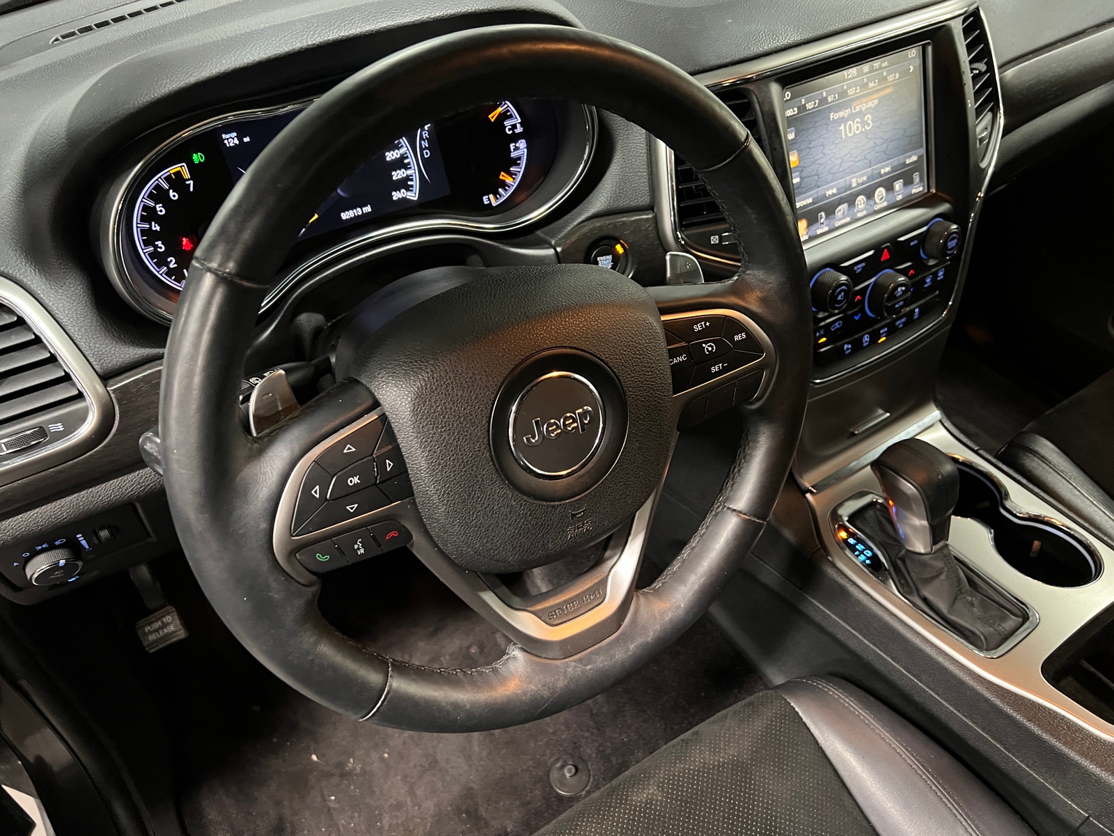 Thumbnail: 2017 Jeep Grand Cherokee - 5