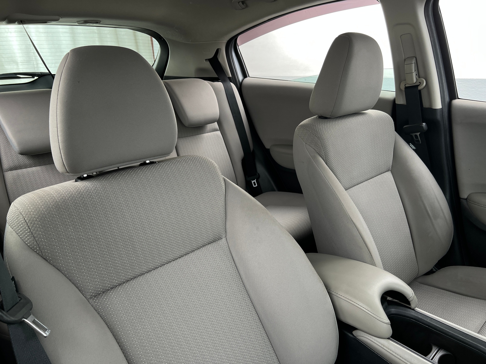 Thumbnail: 2017 Honda HR-V - 2