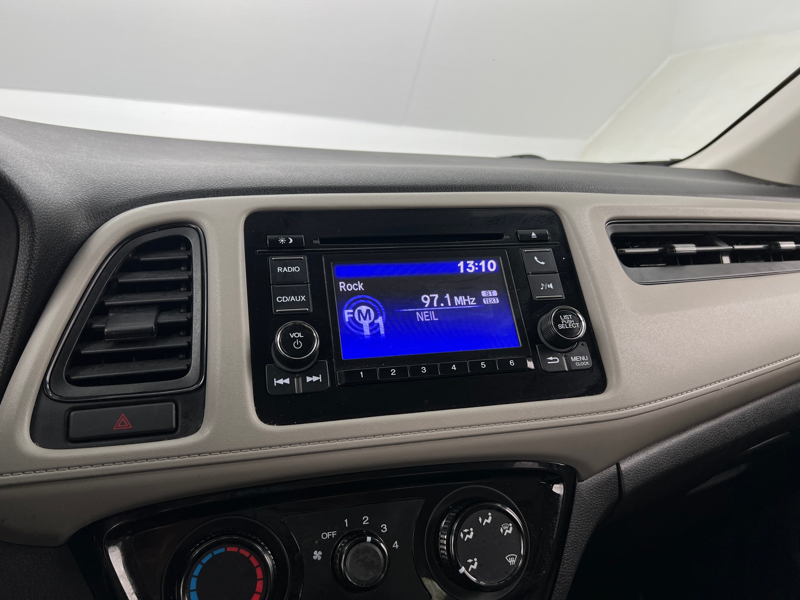 Thumbnail: 2017 Honda HR-V - 4
