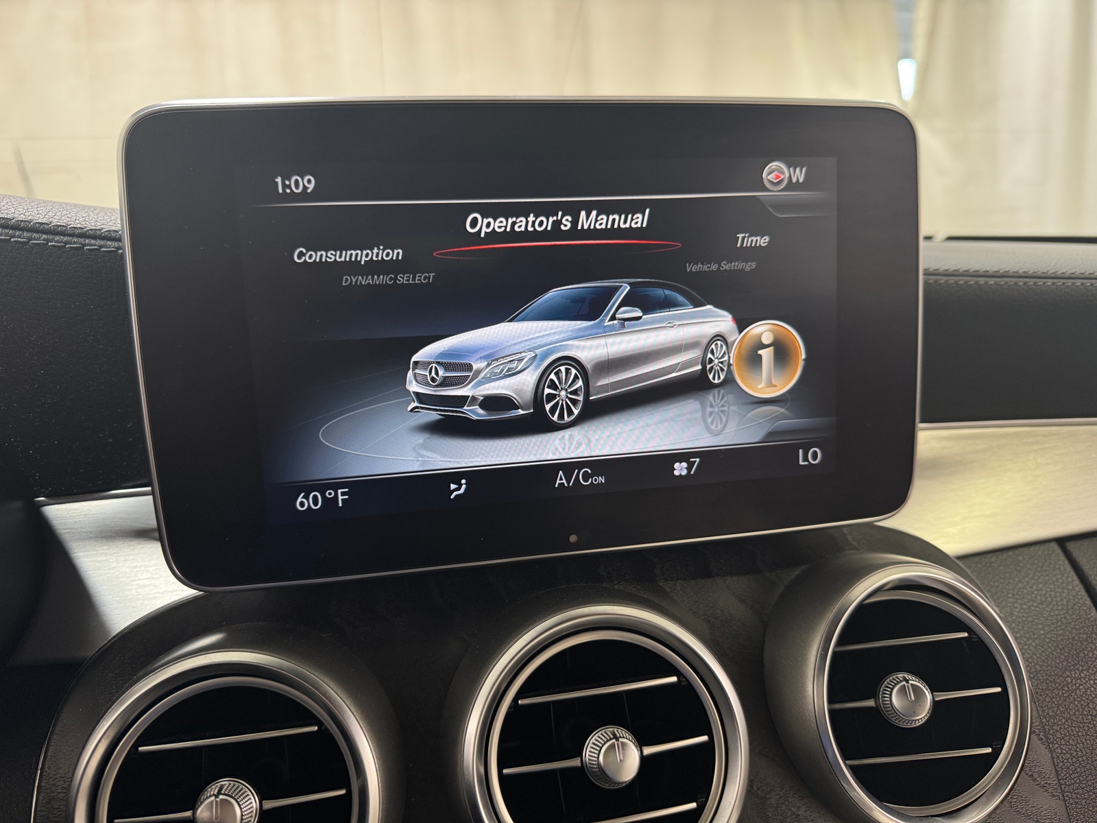 Thumbnail: 2017 Mercedes-Benz C-Class - 3