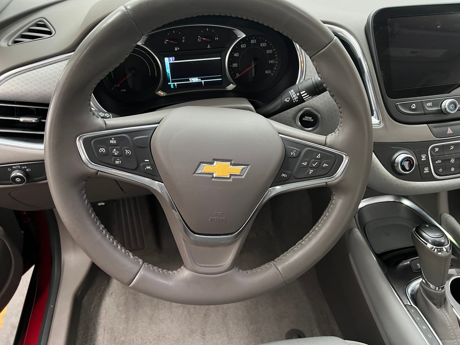 Thumbnail: 2018 Chevrolet Malibu - 5