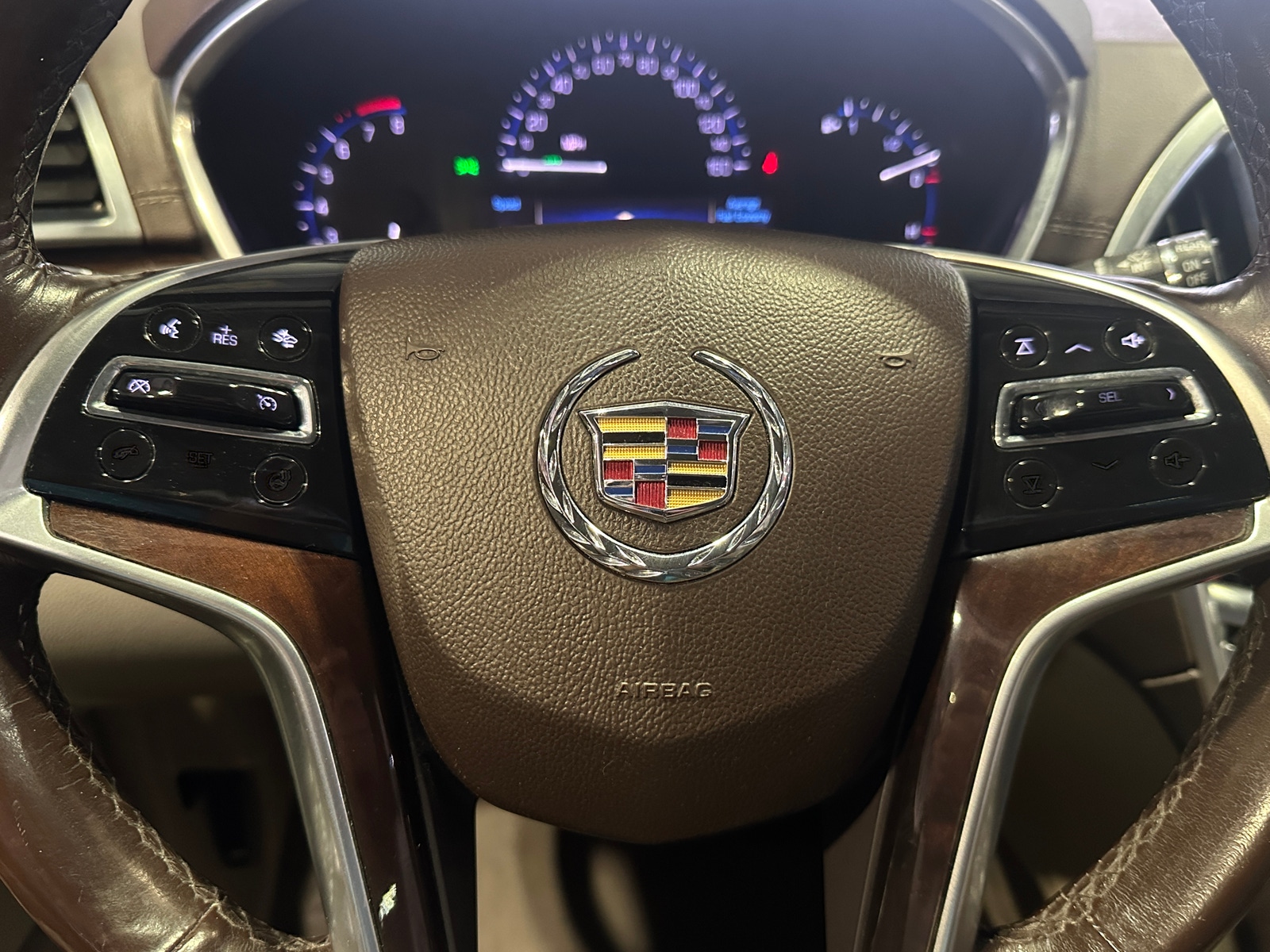 Thumbnail: 2015 Cadillac SRX - 4