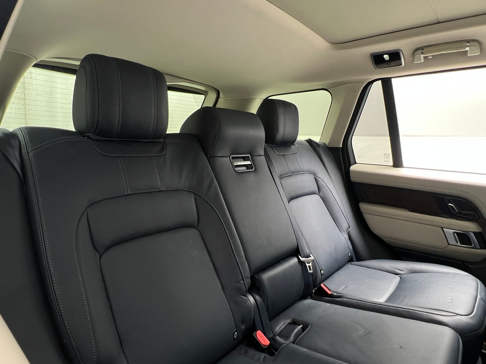 Thumbnail: 2018 Land Rover Range Rover - 5