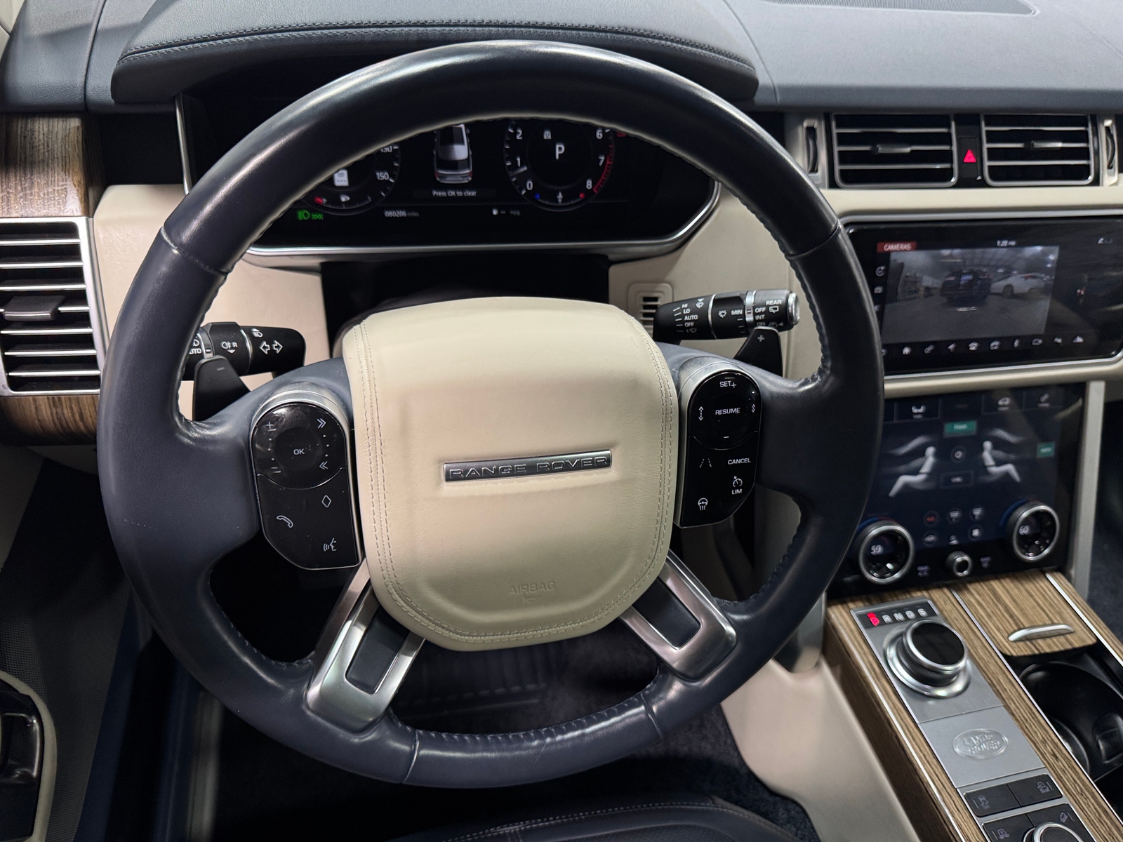 Thumbnail: 2018 Land Rover Range Rover - 4