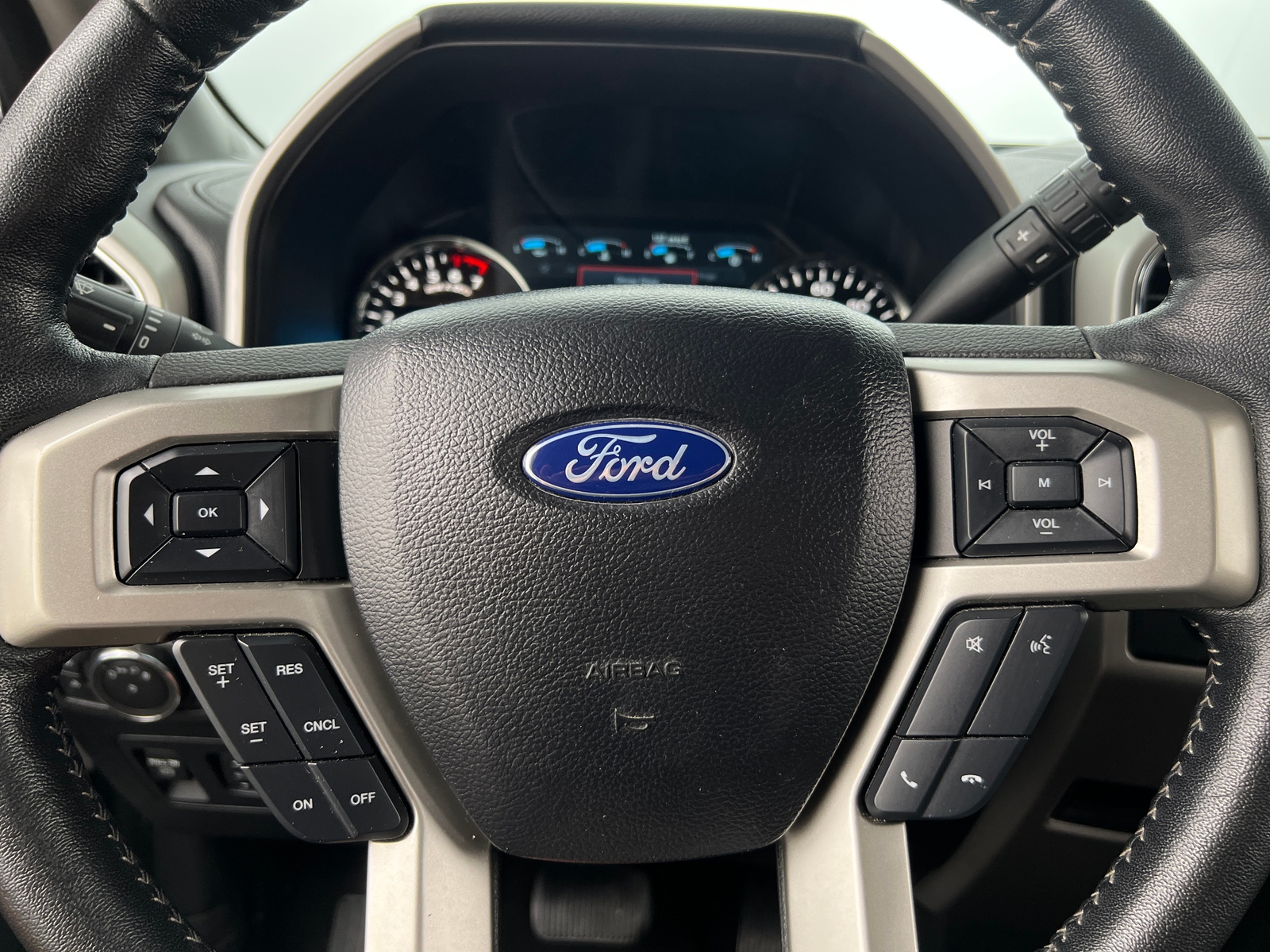 Thumbnail: 2020 Ford Econoline - 4