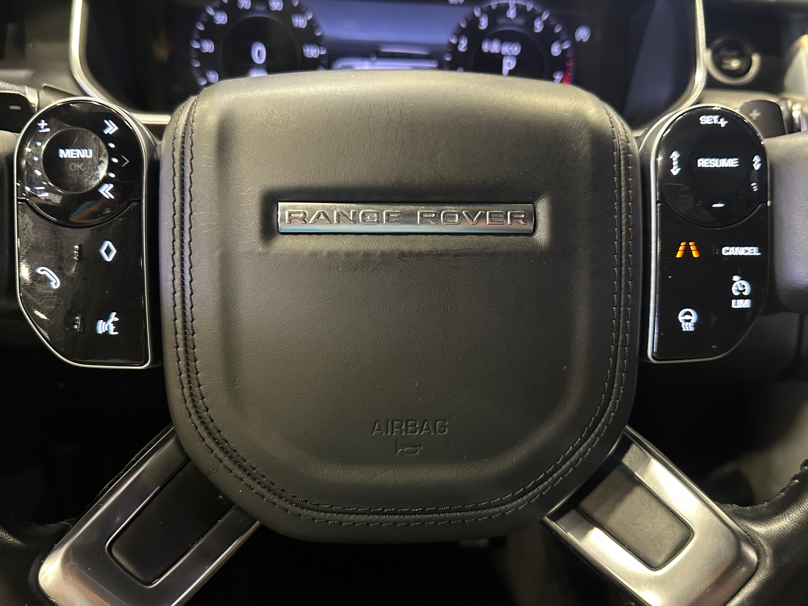 Thumbnail: 2019 Land Rover Range Rover - 4
