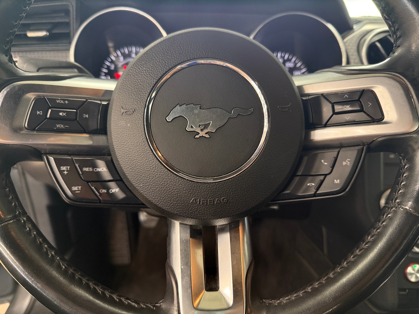 Thumbnail: 2019 Ford Mustang - 4