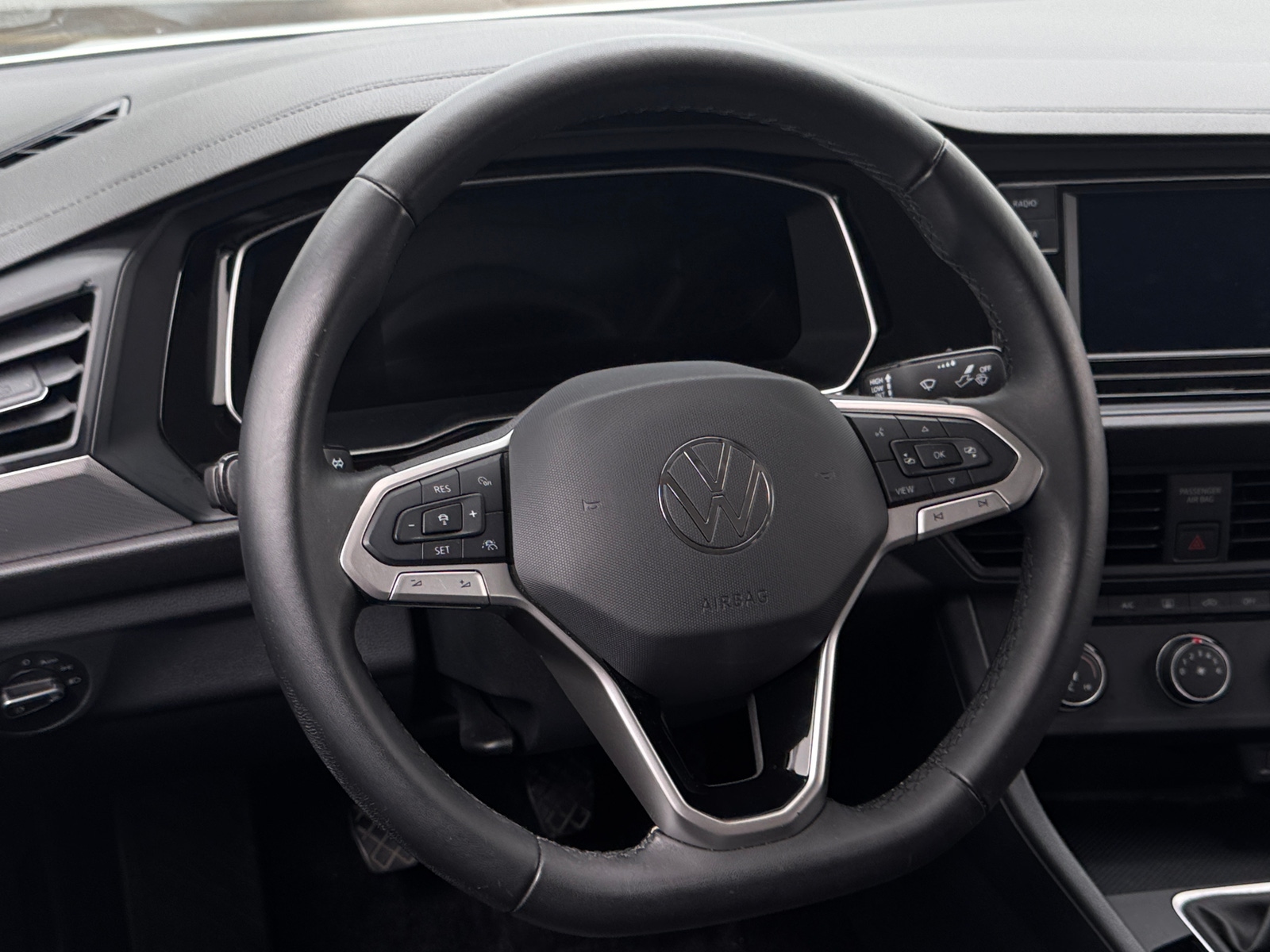 Thumbnail: 2024 Volkswagen Jetta - 5