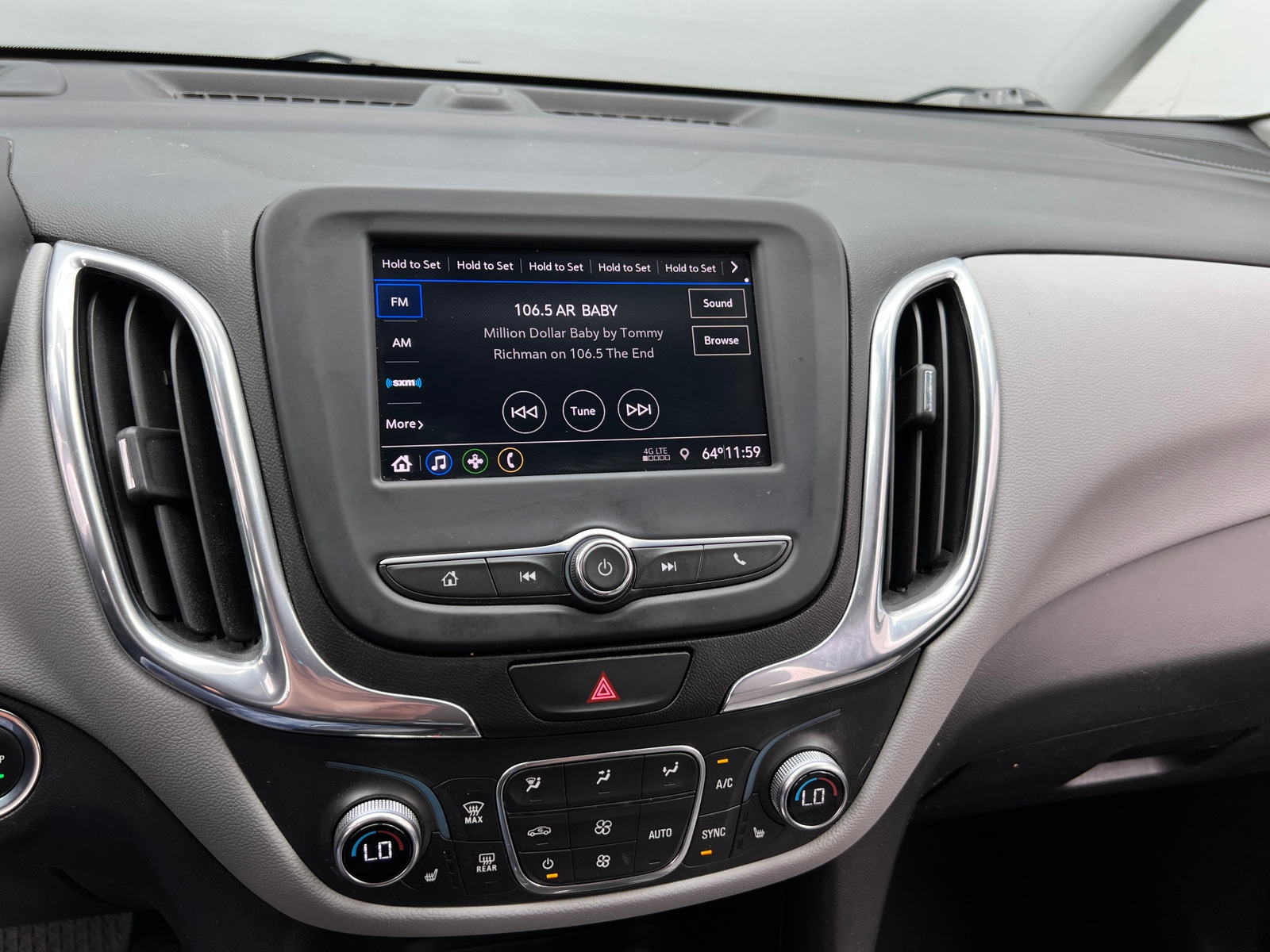 Thumbnail: 2020 Chevrolet Equinox - 4