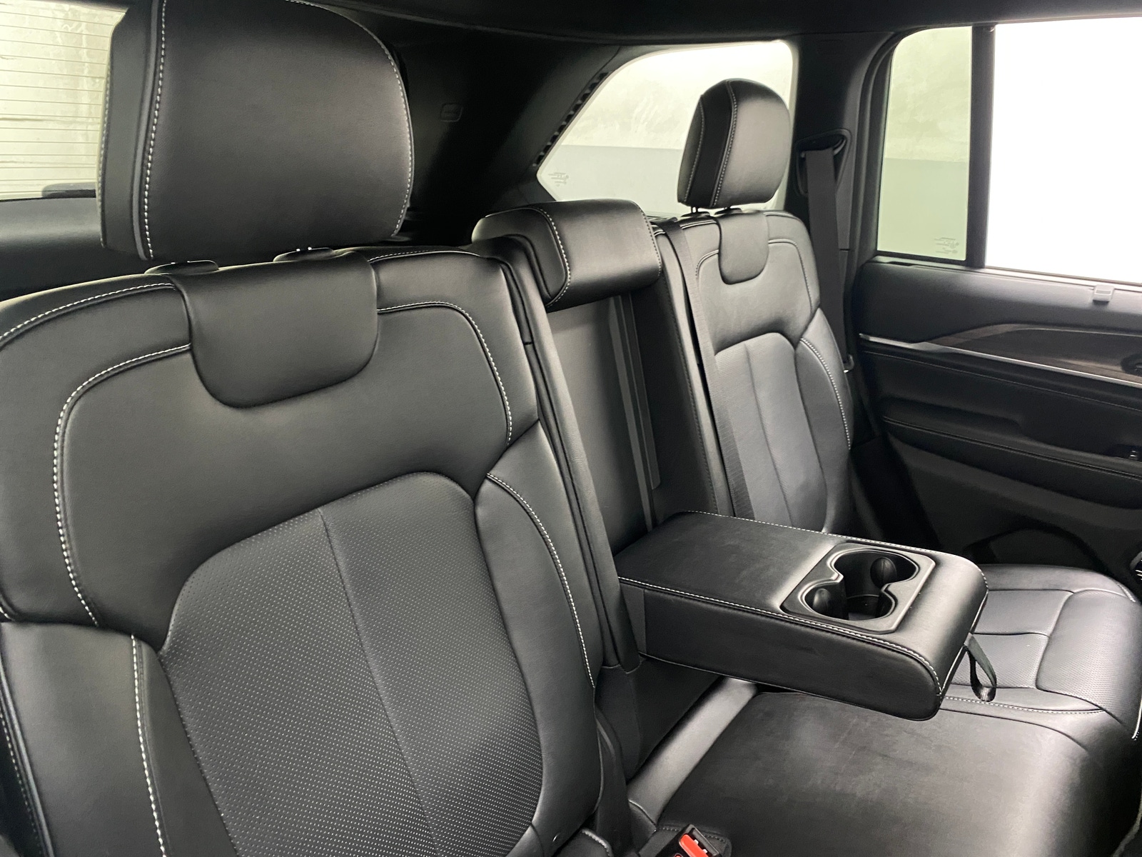 Thumbnail: 2023 Jeep Grand Cherokee - 5