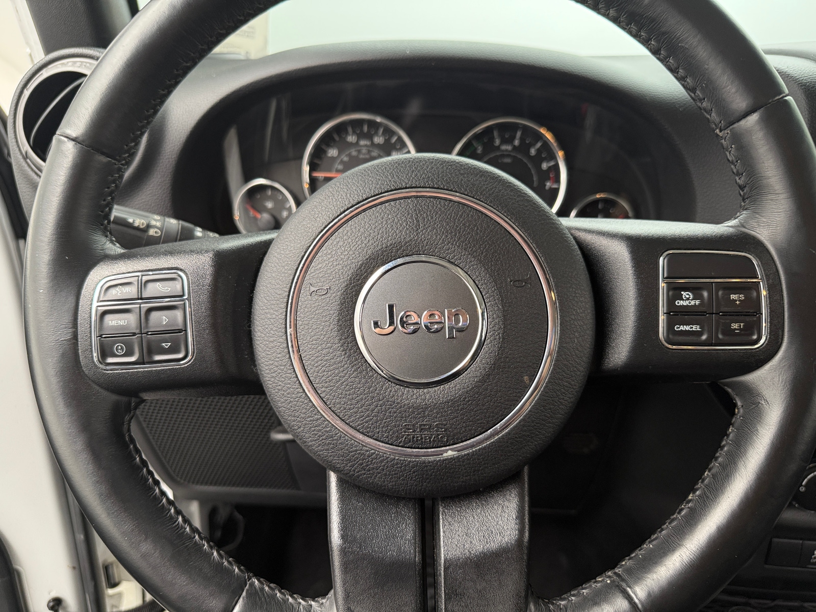 Thumbnail: 2017 Jeep Wrangler - 5