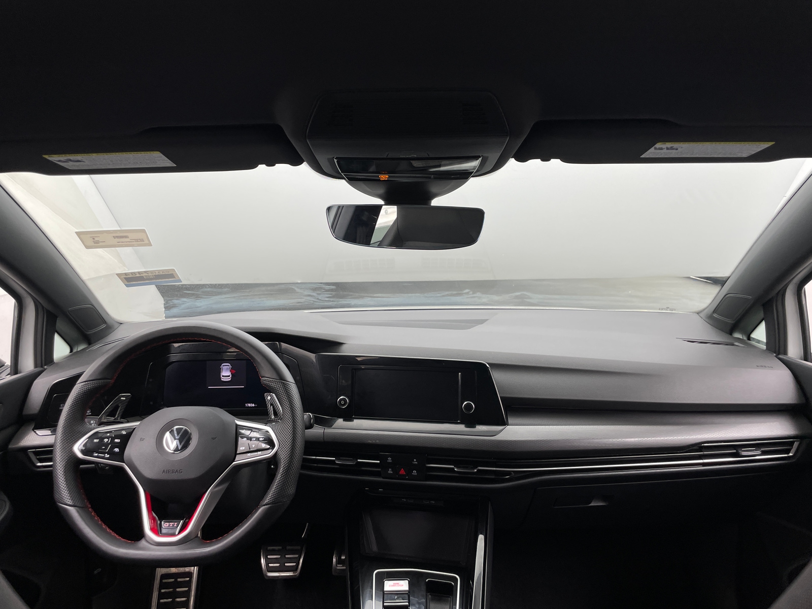 Thumbnail: 2023 Volkswagen Golf - 3