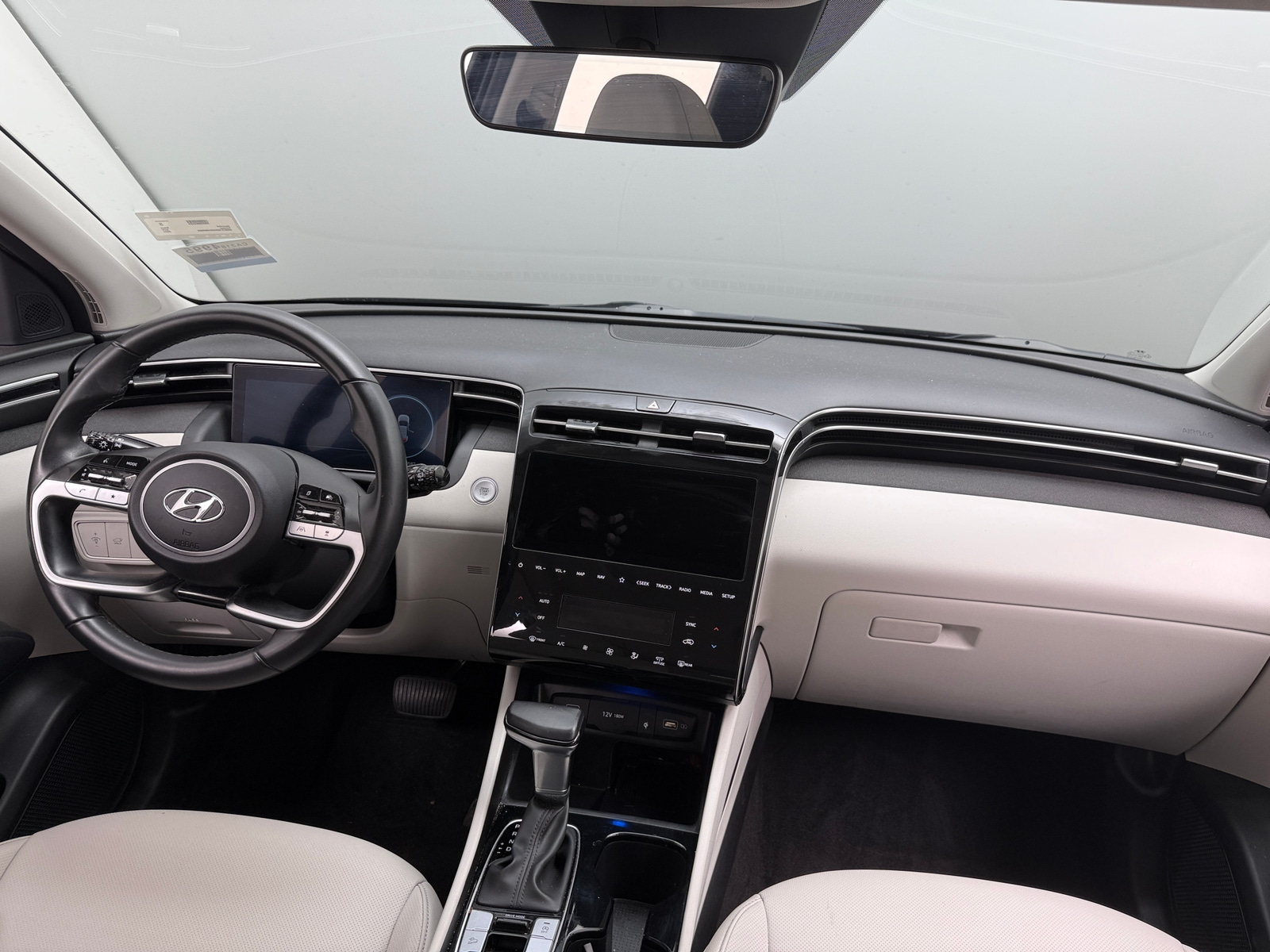 Thumbnail: 2024 Hyundai Tucson - 3