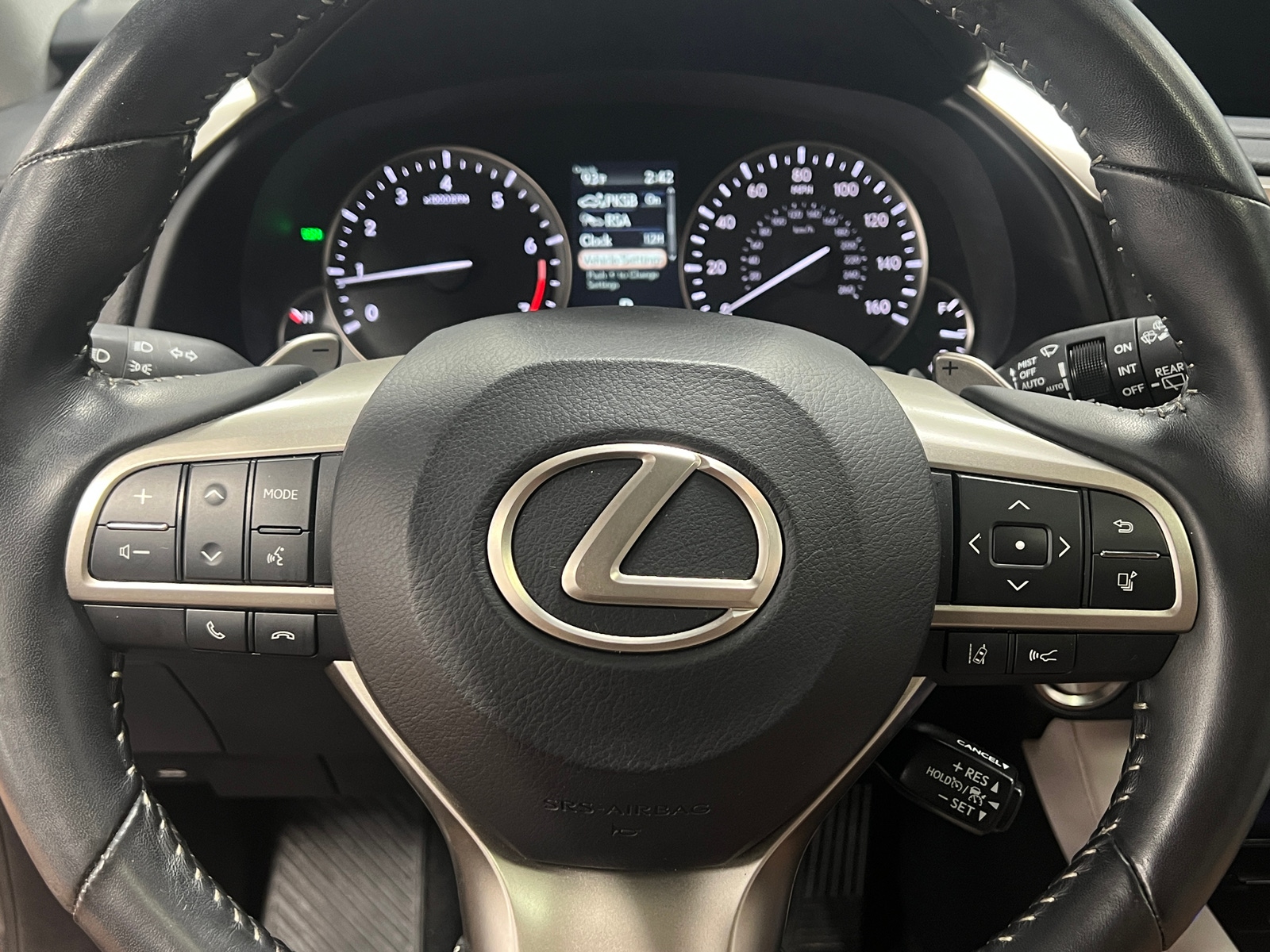 Thumbnail: 2021 Lexus RX - 4