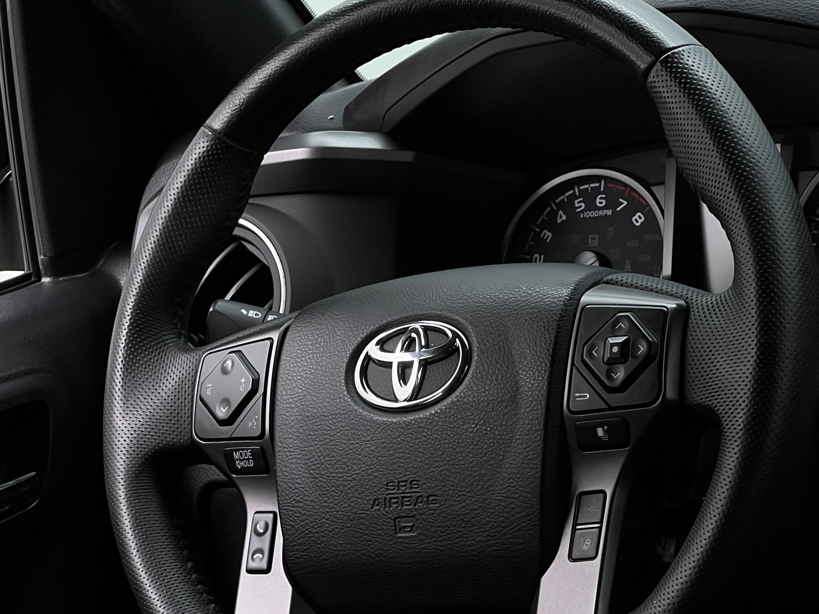 Thumbnail: 2022 Toyota Tacoma - 5
